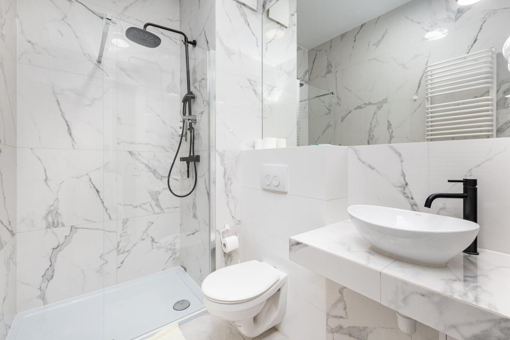 Prymasa Tysiaclecia 83a C - D By Homeprime Warsaw