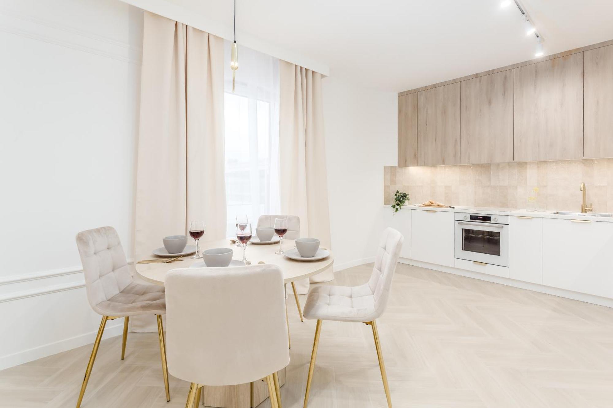 Luxe & Tranquil Gem - Terrace - Jacuzzi - Parking! Warsaw
