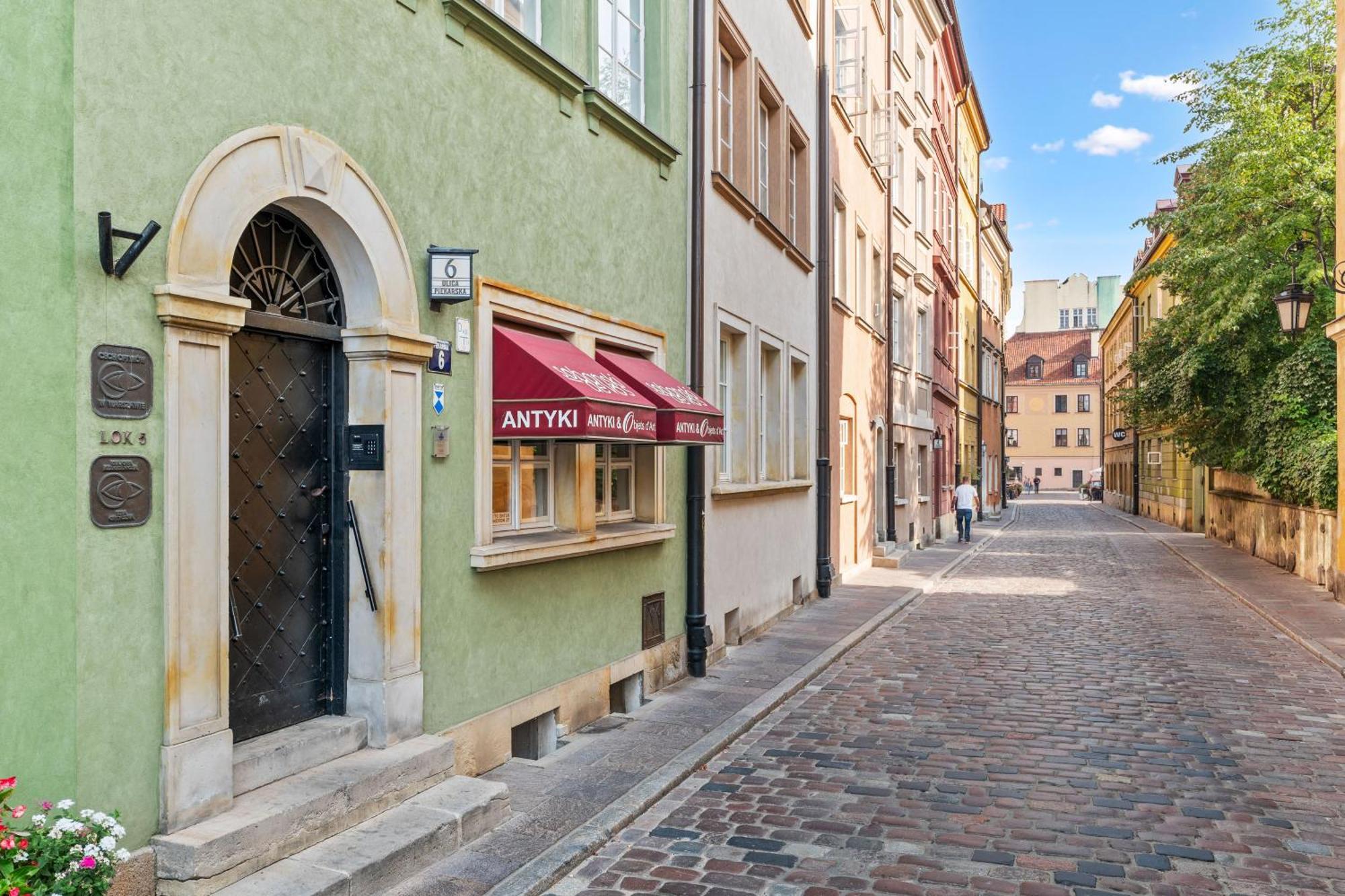 Cute In The Historic Old Town Of