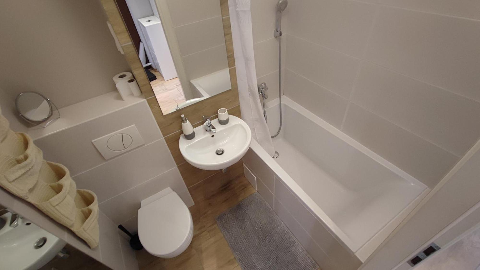 Lenki Metro Brodno Apartamento *