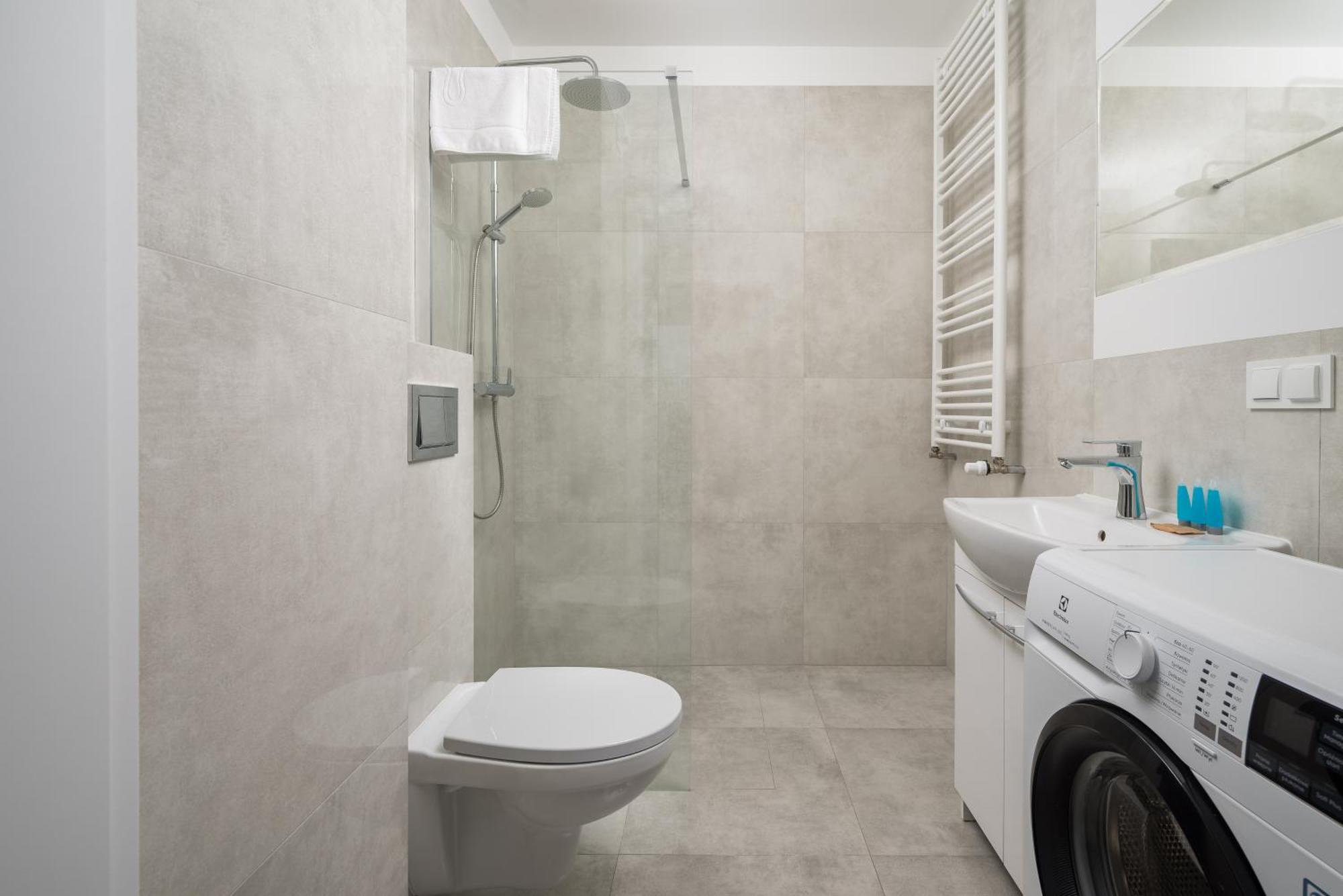 Ursus Homely Apartamento