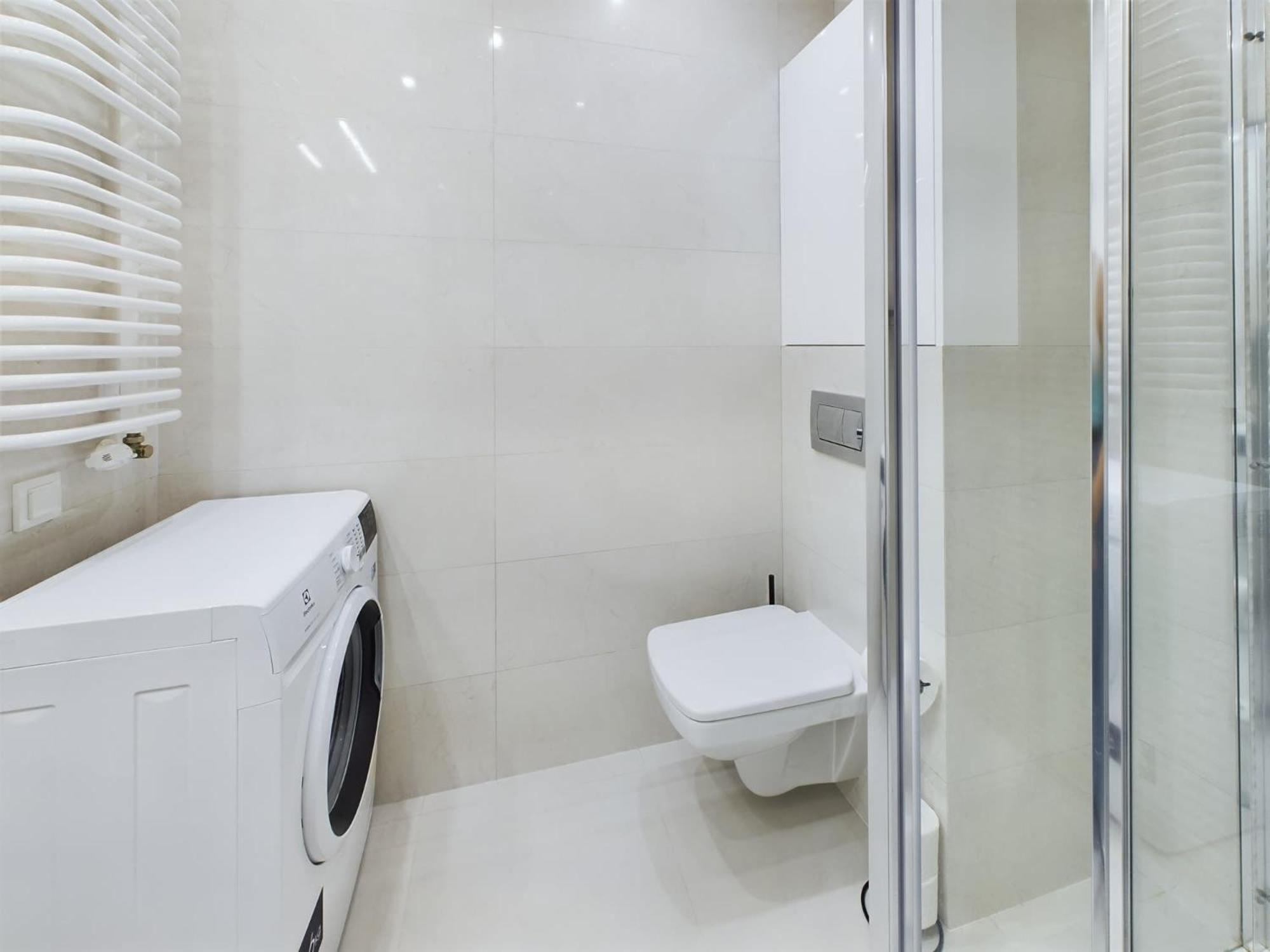 Apartment Klimatyczne Z Balkonem By Renters Warsaw