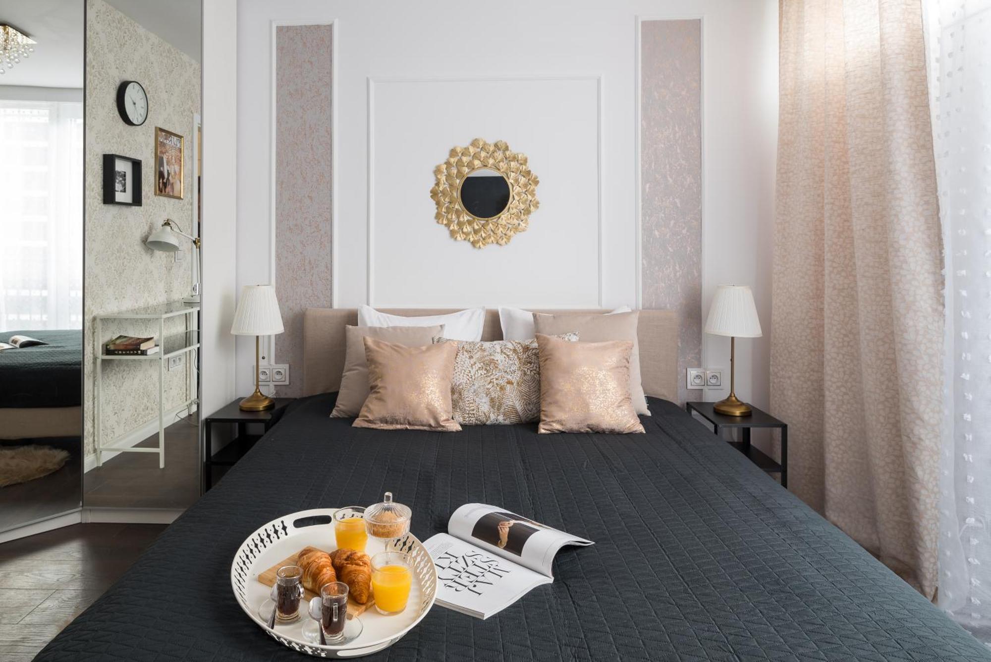 So Chic! 2-Bedroom Urban Suite 900M To Central Station Metro Rondo Onz Warsaw