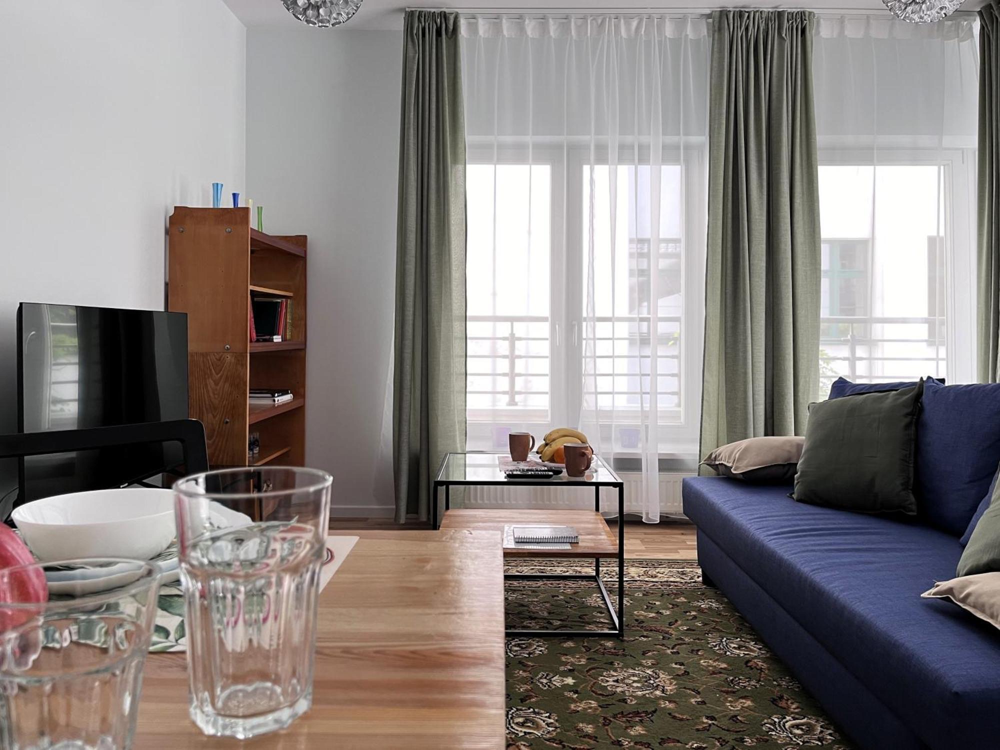 Metro Dzialdowska - Silent And Spacious Apartment