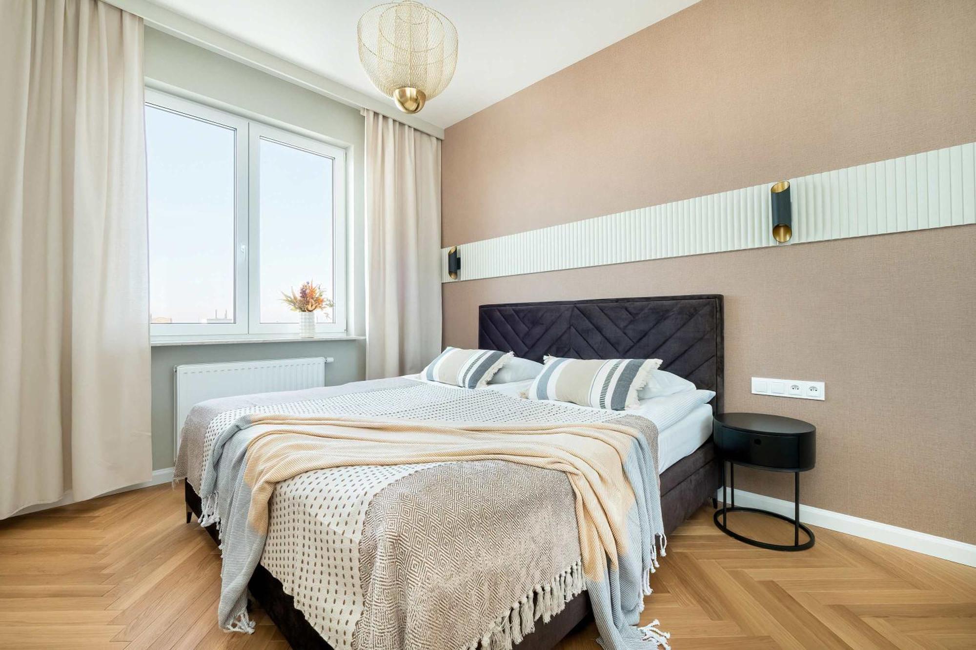 Air Conditioned In With Parking And Bathtub By Renters *
