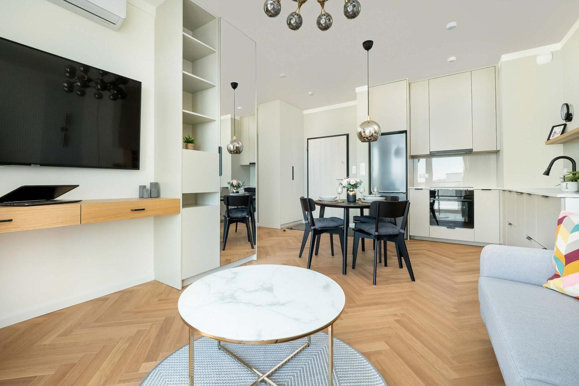 Apartament Air Conditioned In With Parking And Bathtub By Renters