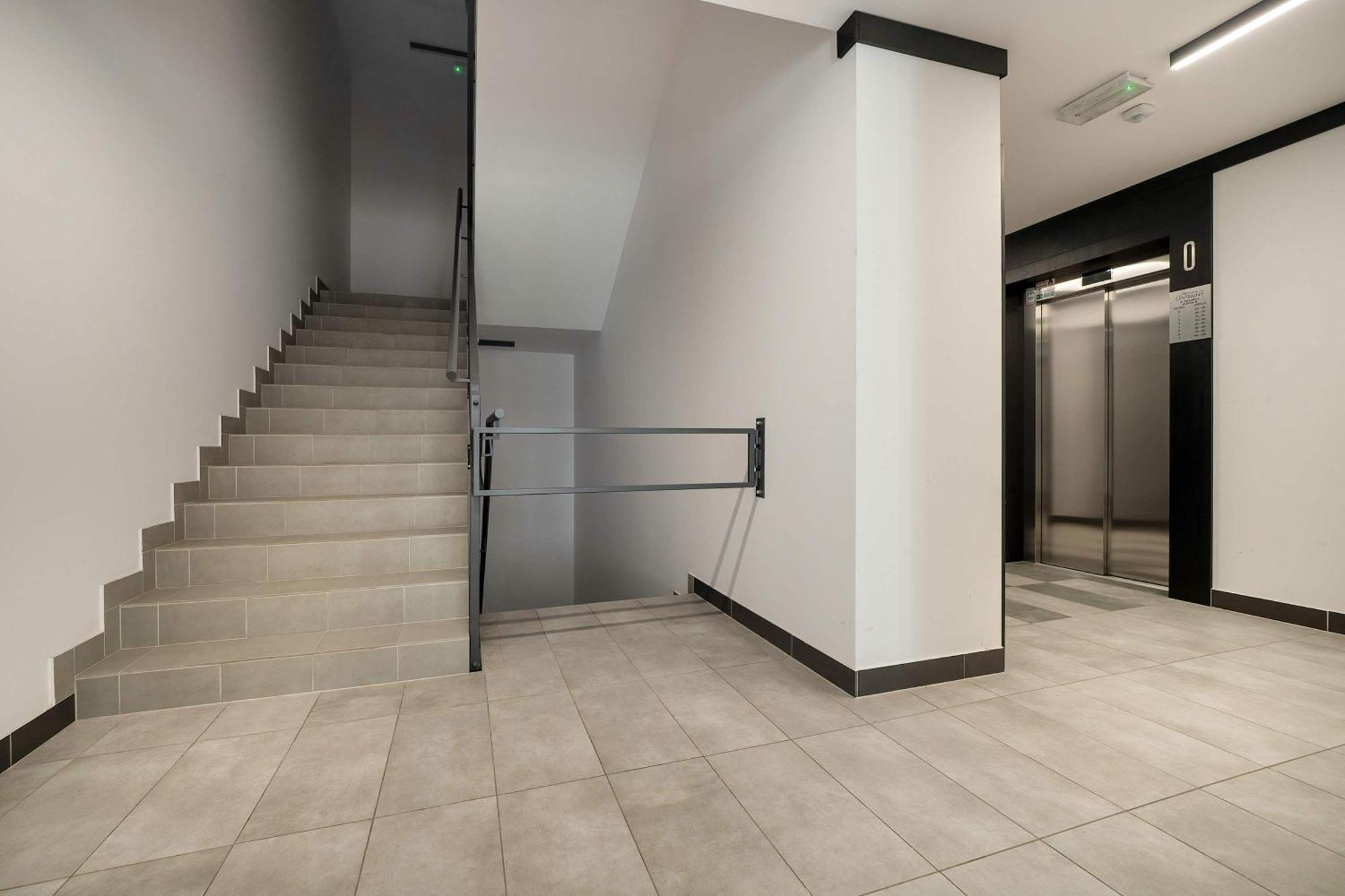 Apartament Air Conditioned In With Parking And Bathtub By Renters