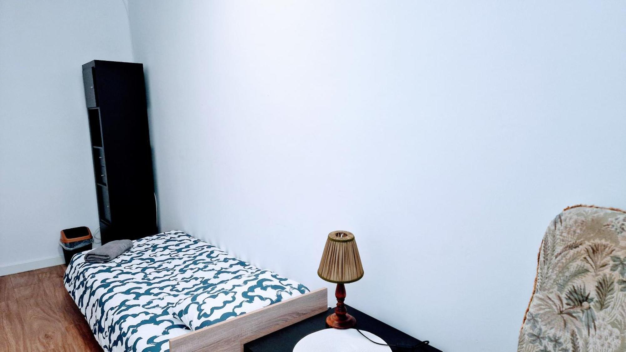 Meander Natolin Blisko Metra Hostel Warschau