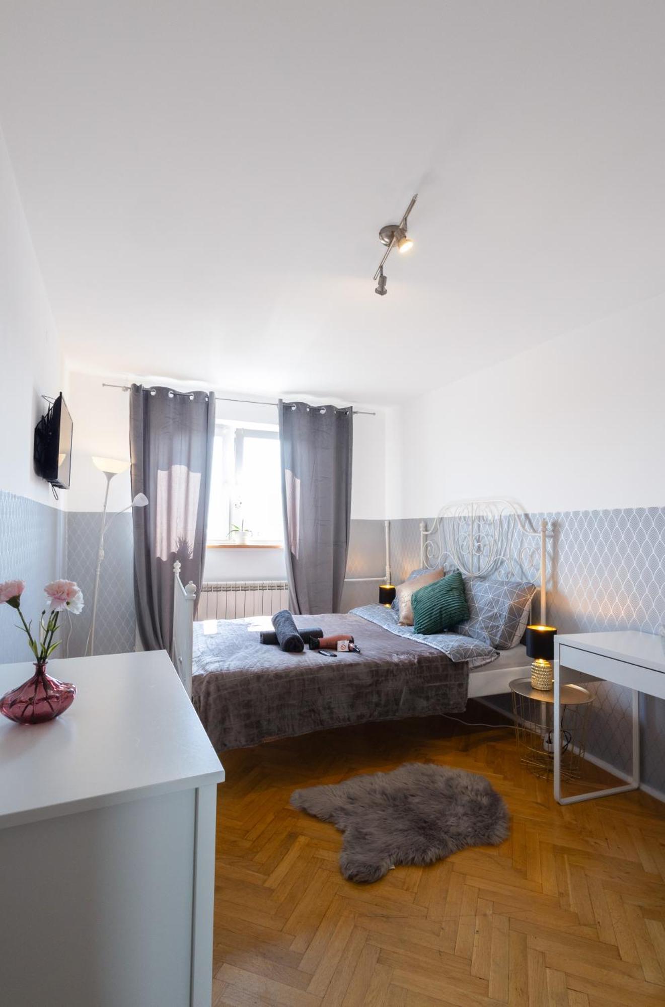 Clicktheflat Wilson Square Hostel Warsaw