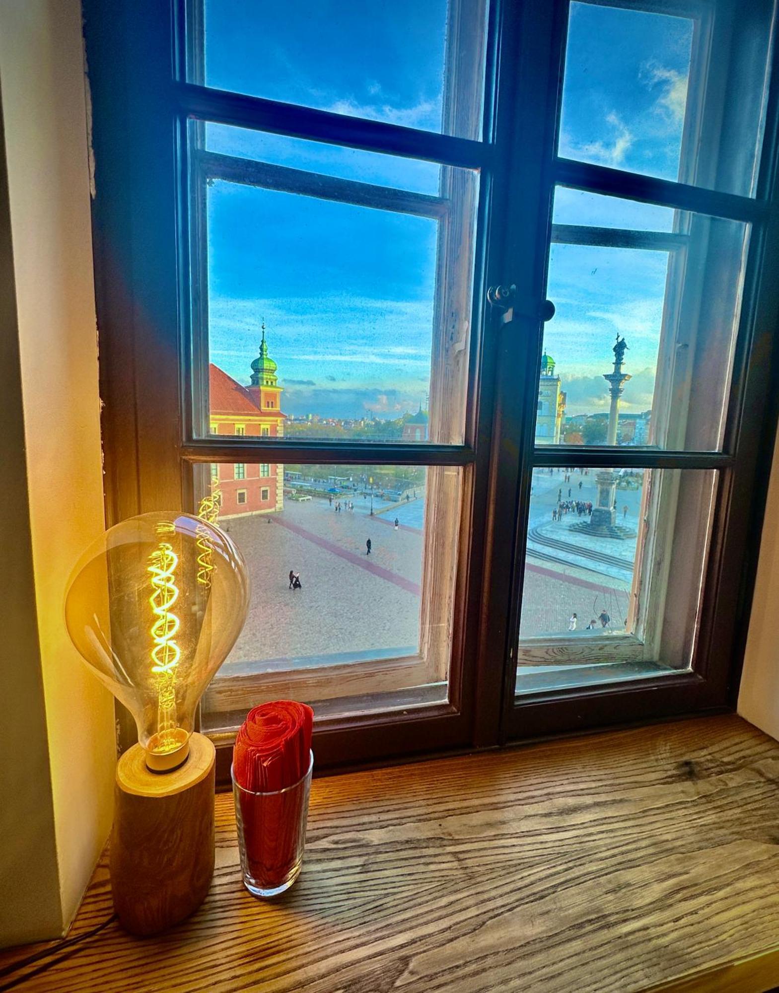 Old Town View Wifi 300 Mb/s Huge Screen Netflix Appletv Amazontv Apartment *
