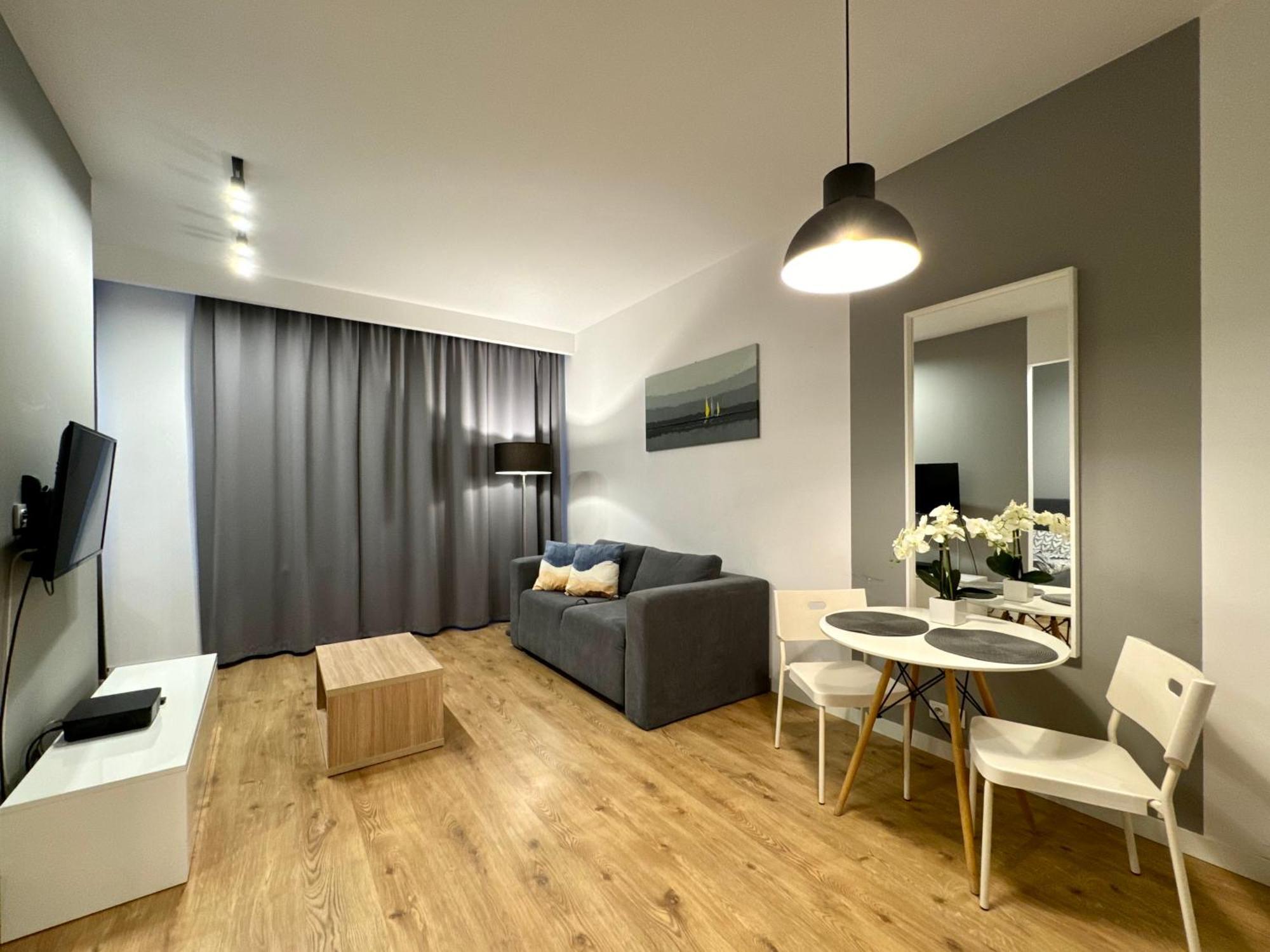 Apartment K22 Slawinska 507 Big Family
