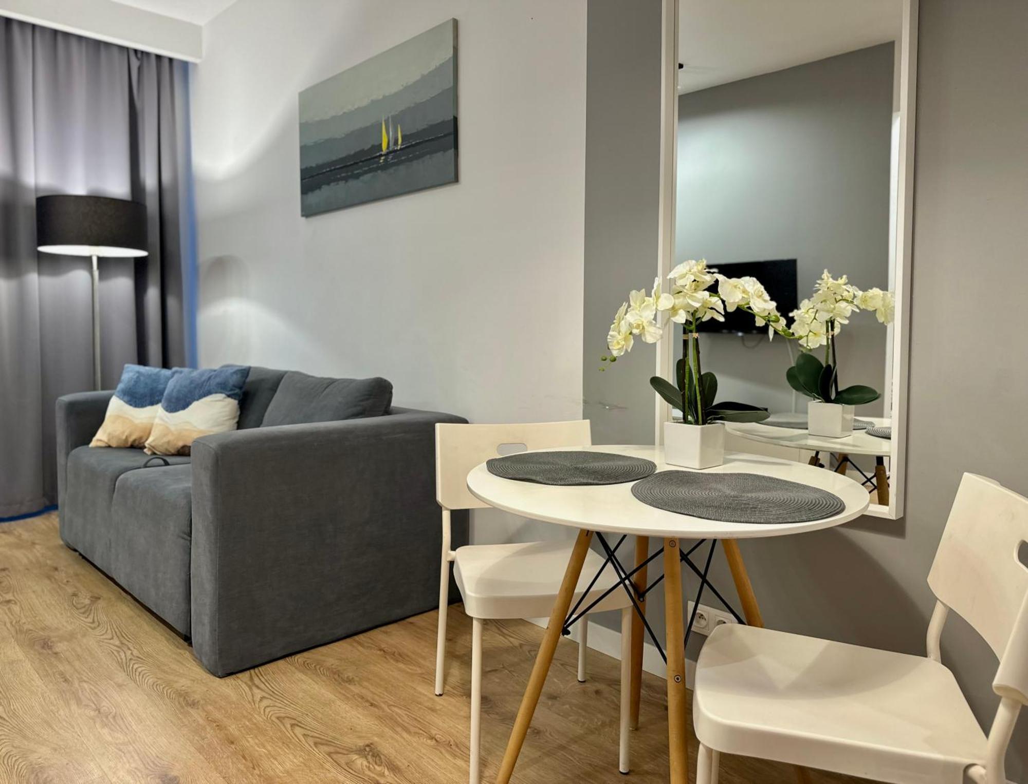 Apartment K22 Slawinska 507 Big Family Warsaw