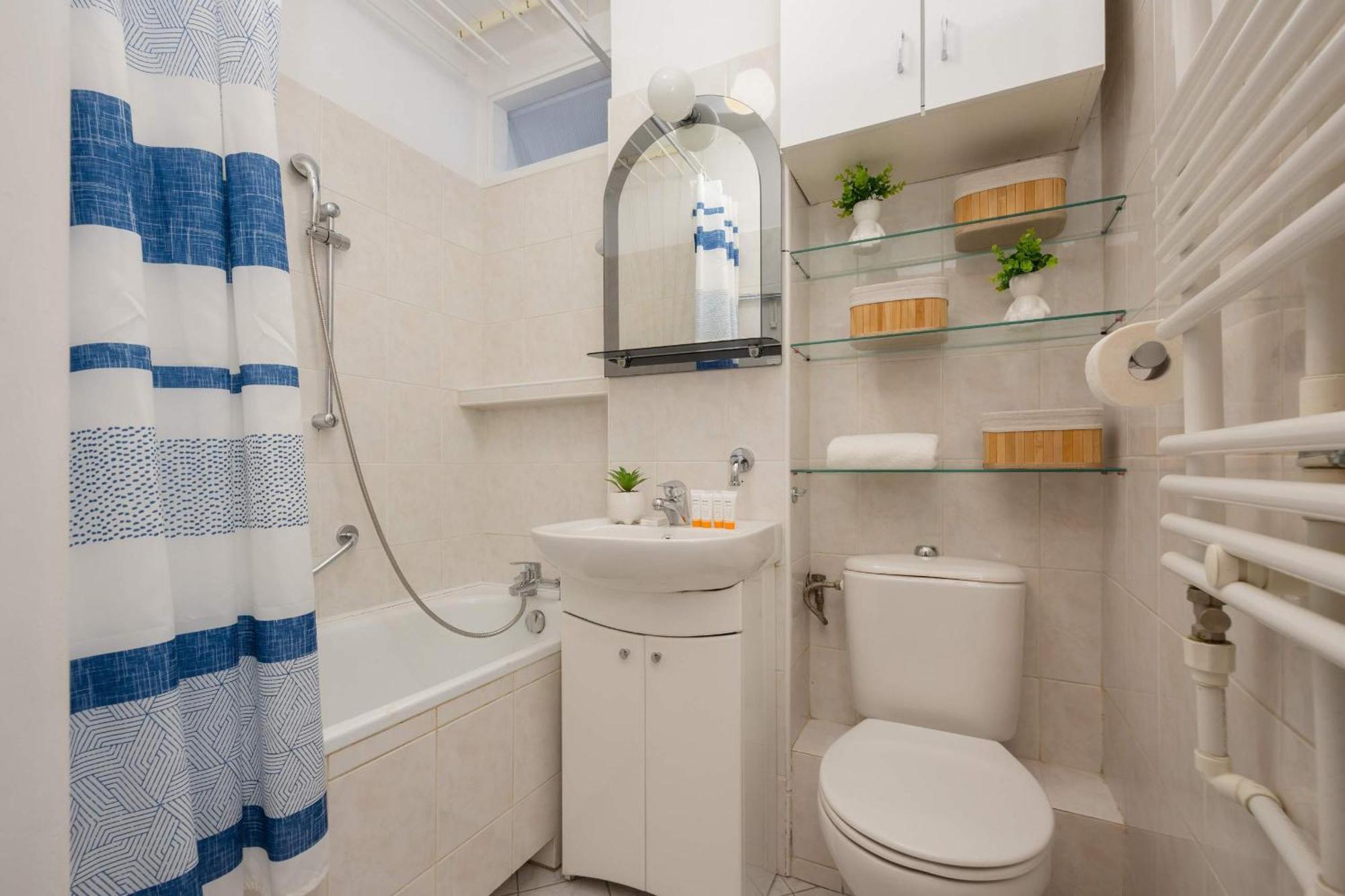 Apartment Cozy Anielewicza Wola By Renters *