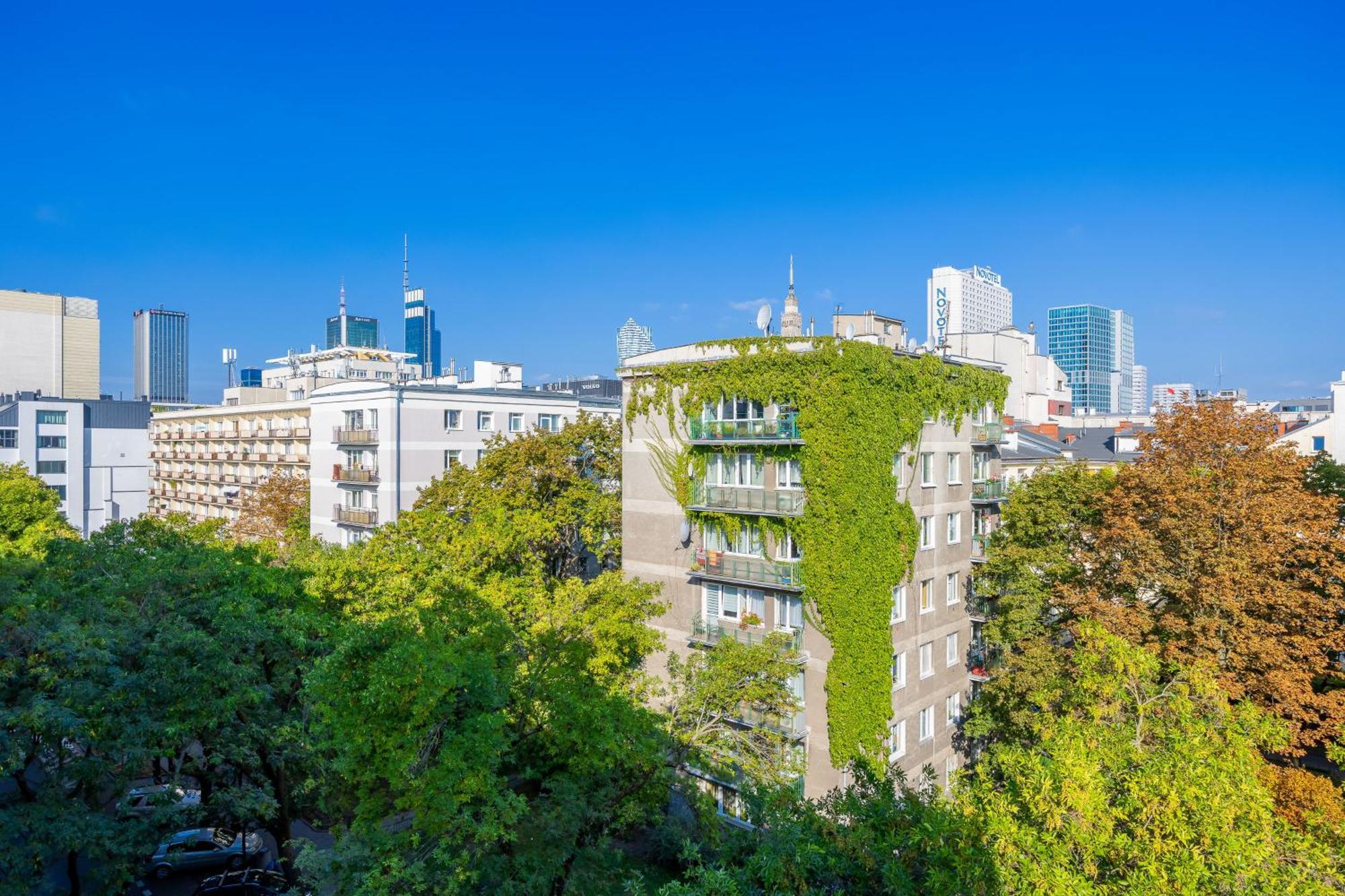 Bright In Downtown By Renters Apartment