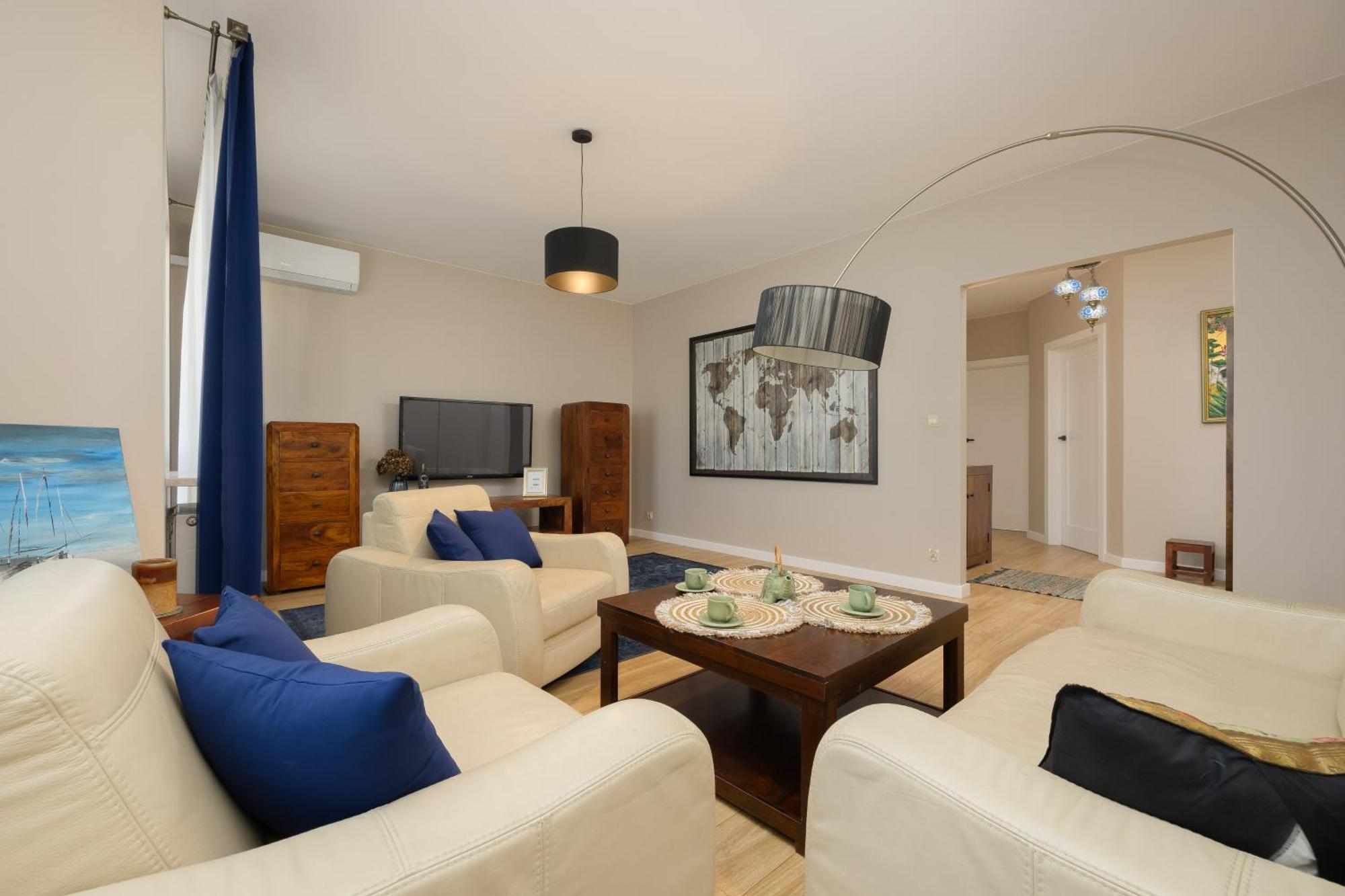 Apartament Beautiful For 6 People With Balcony And Parking In By Renters Warszawa