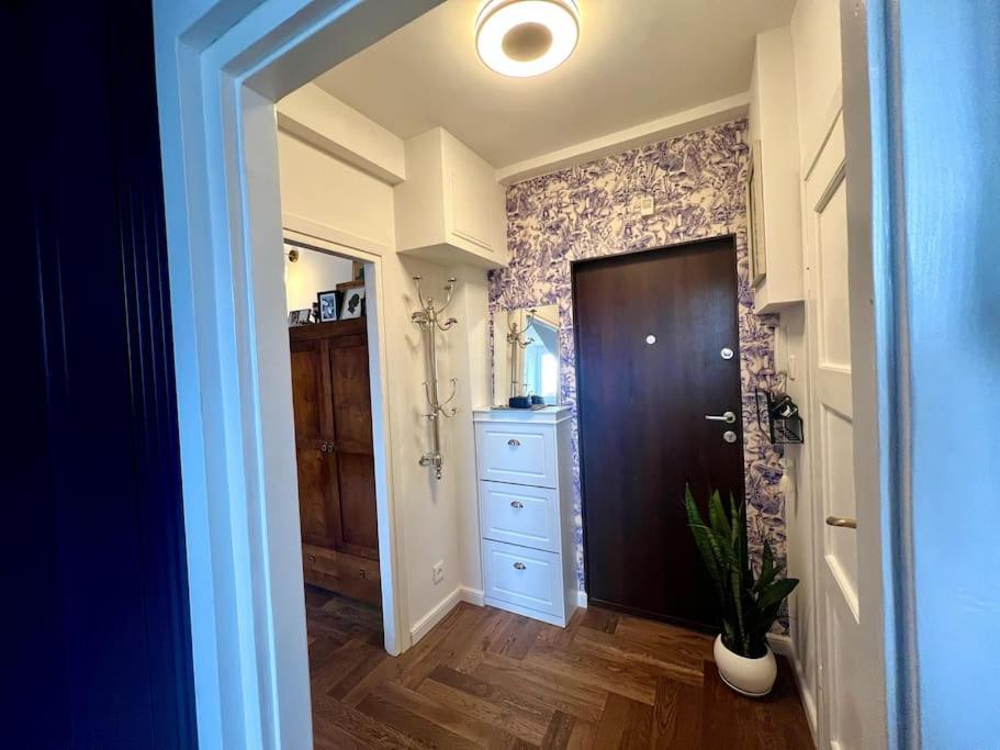 Apartamento Central, Floor *