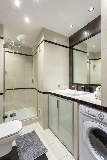 Urban Chic - One Bedroom -luxury - Grzybowska 5 * Varsóvia