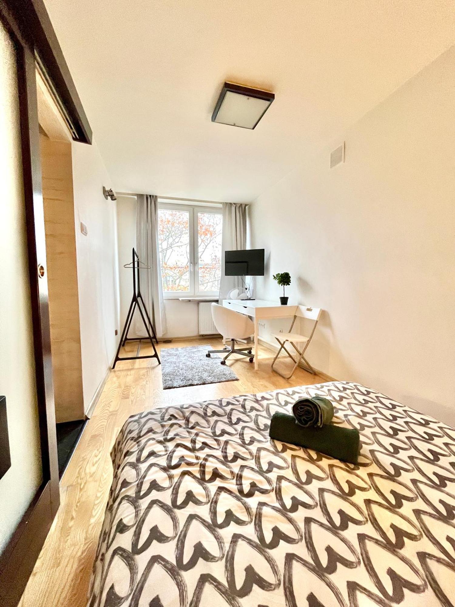 Bezagenta Oldtown1 Close To Metro, Fast Wifi/netfl Warszawa