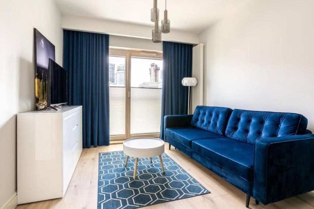 Apartment Urban Chic - Mennica - One Bedroom -citycenter&65 *