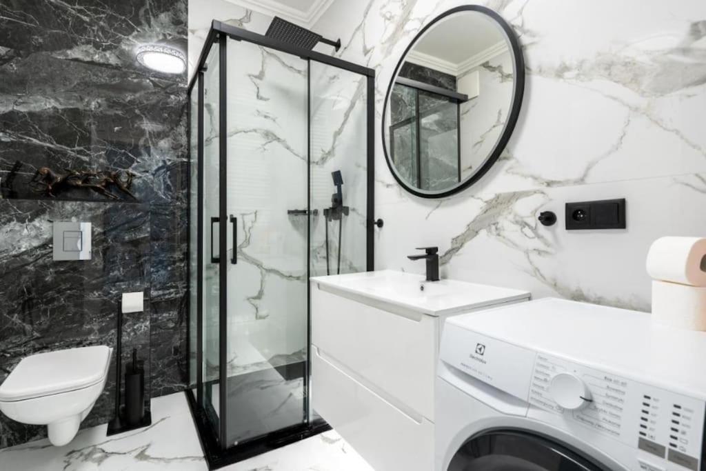 Apartment Urban Chic - Mennica - One Bedroom -citycenter&65 Warsaw