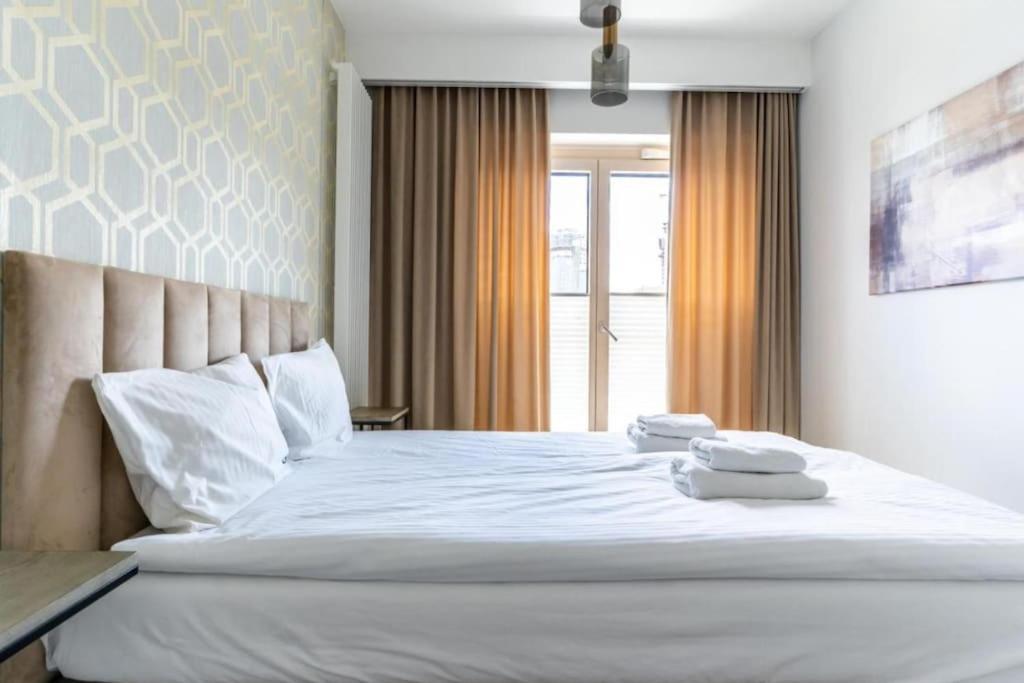 Urban Chic - Mennica - One Bedroom -citycenter&65 *