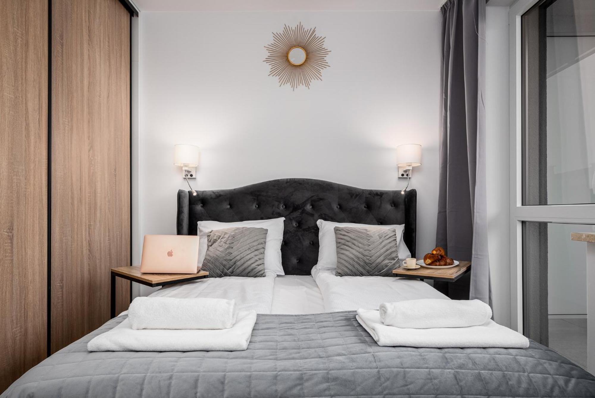 Aparthotel Pileckiego Warsaw
