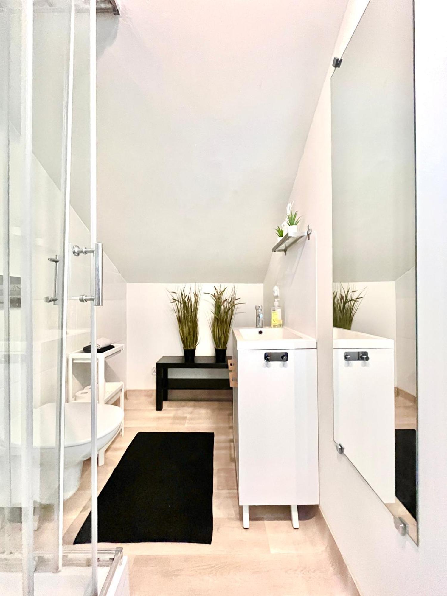 Chopin Self Check-in Apartment Warsaw