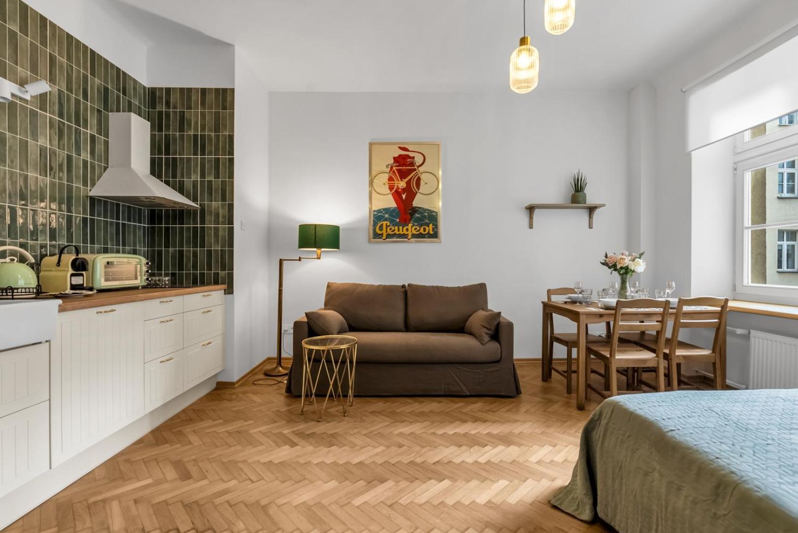 Mokotow - Location, Tram&shops Nearby - By Rentujemy Apartament *