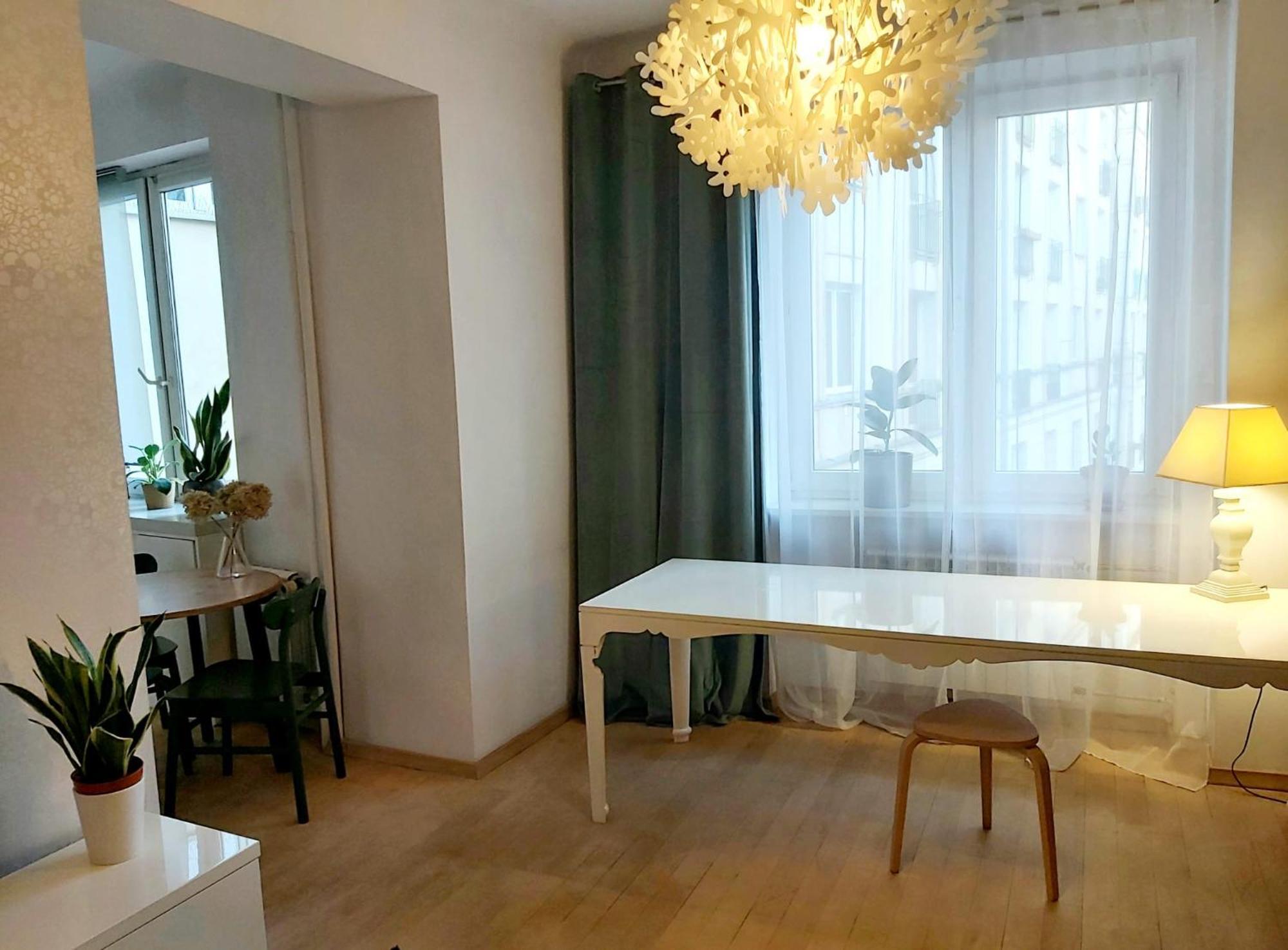 Koszykowa 1 * Warsaw
