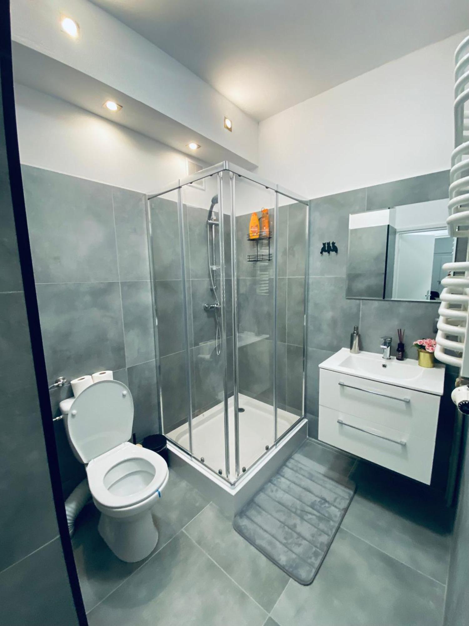 Clicktheflat Wola Warsaw