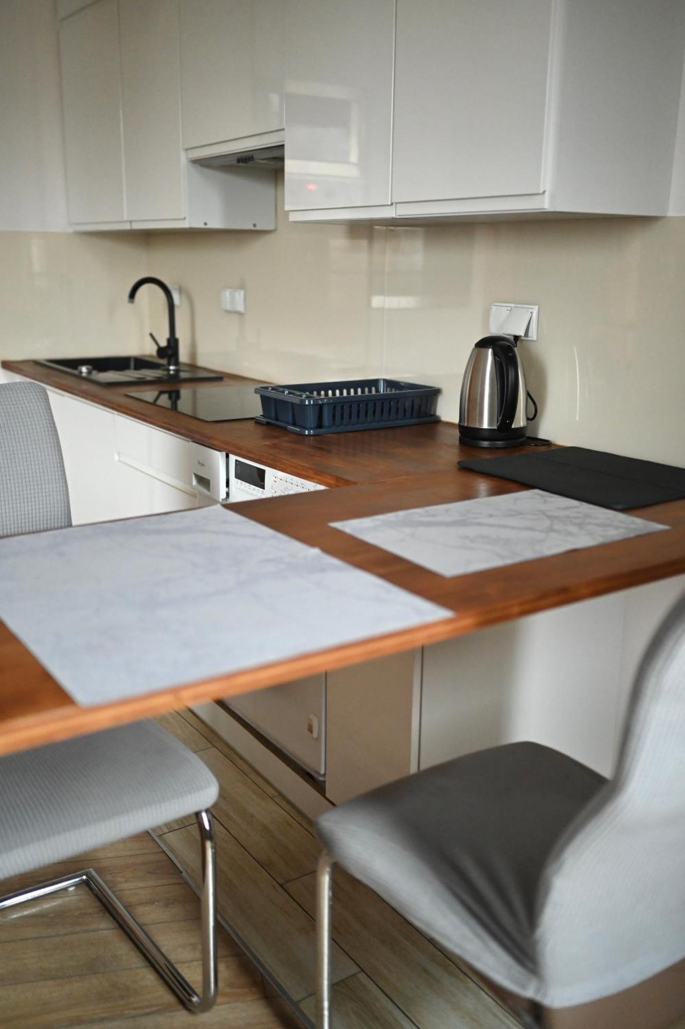 Przy Metro Kondratowicza,targowek Apartament *