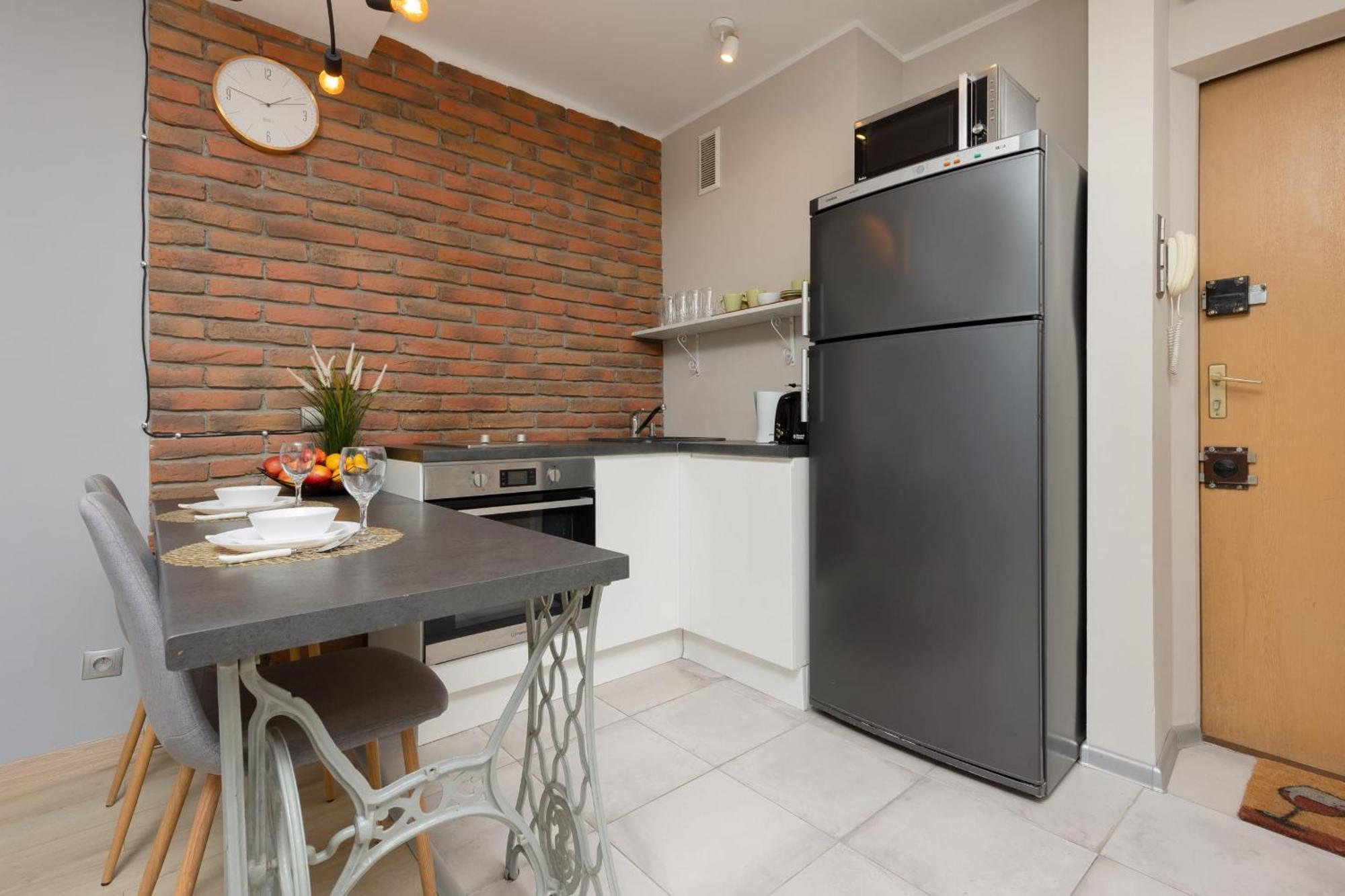 Charming In Center With Air Conditioning By Renters Căn hộ Warsaw
