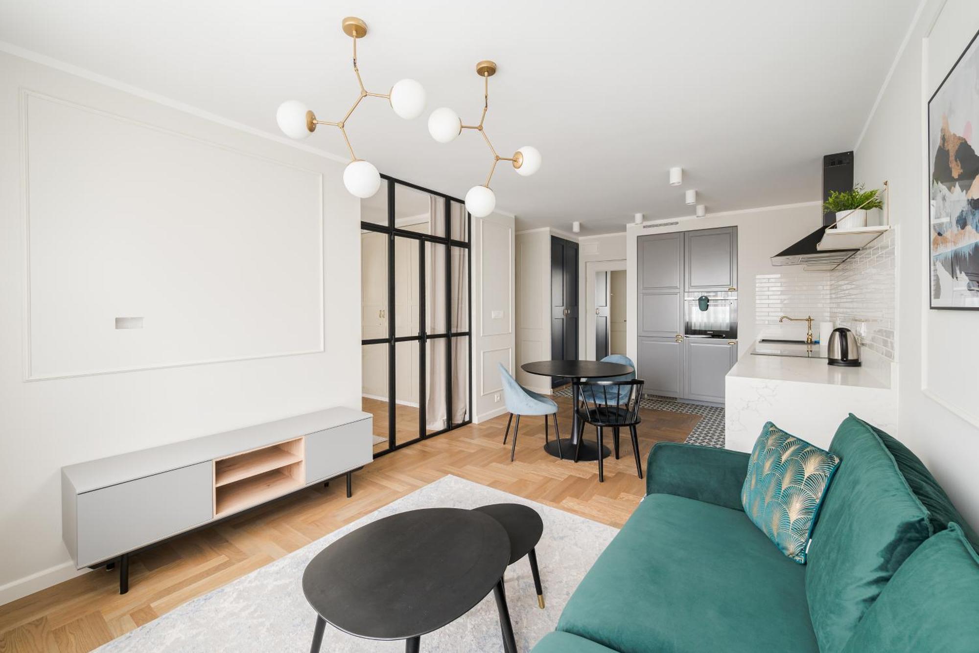 Metro Wierzbno Deluxe Apartment
