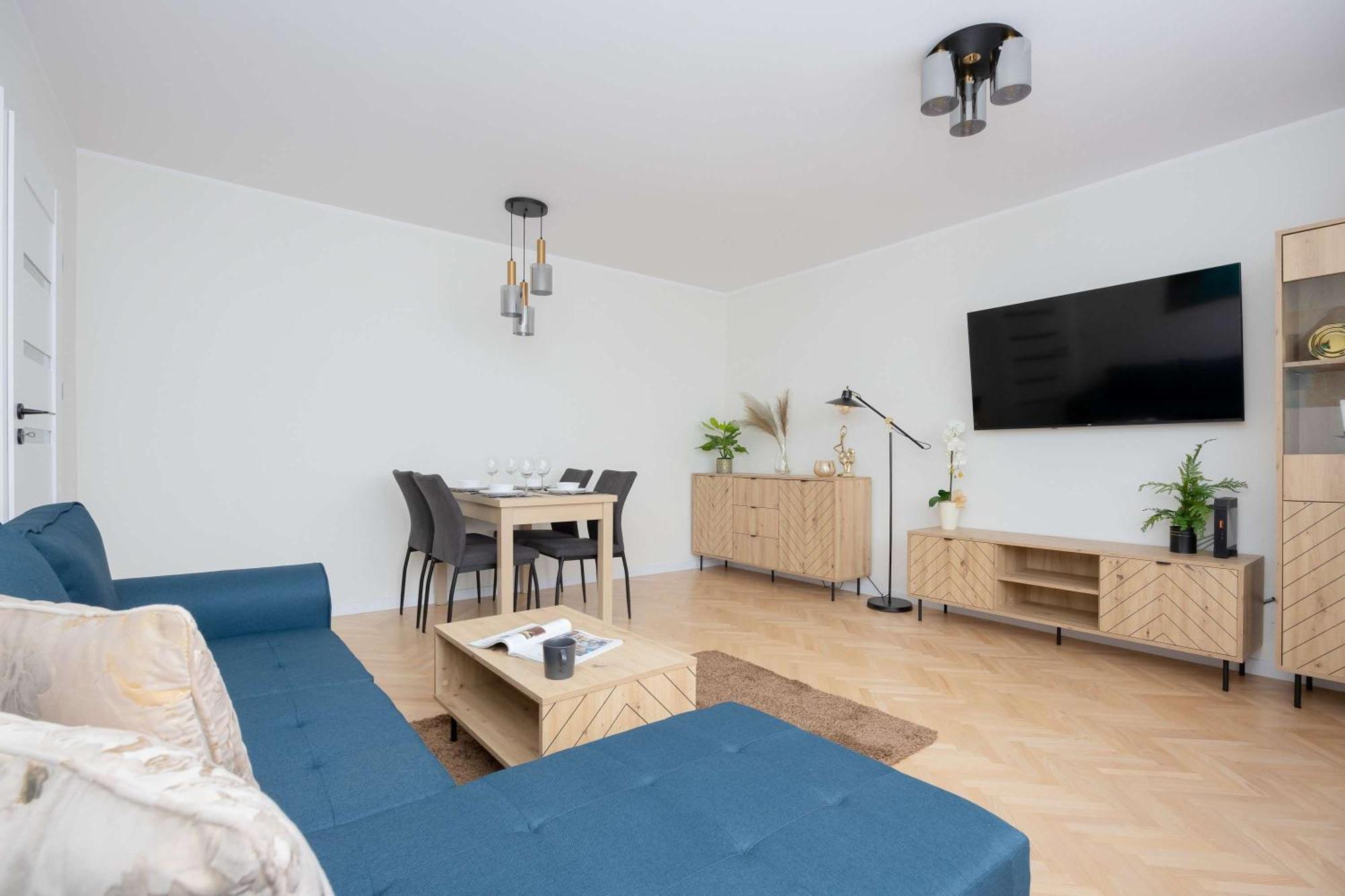 Apartment Goplanska Stylish With Balcony By Renters *