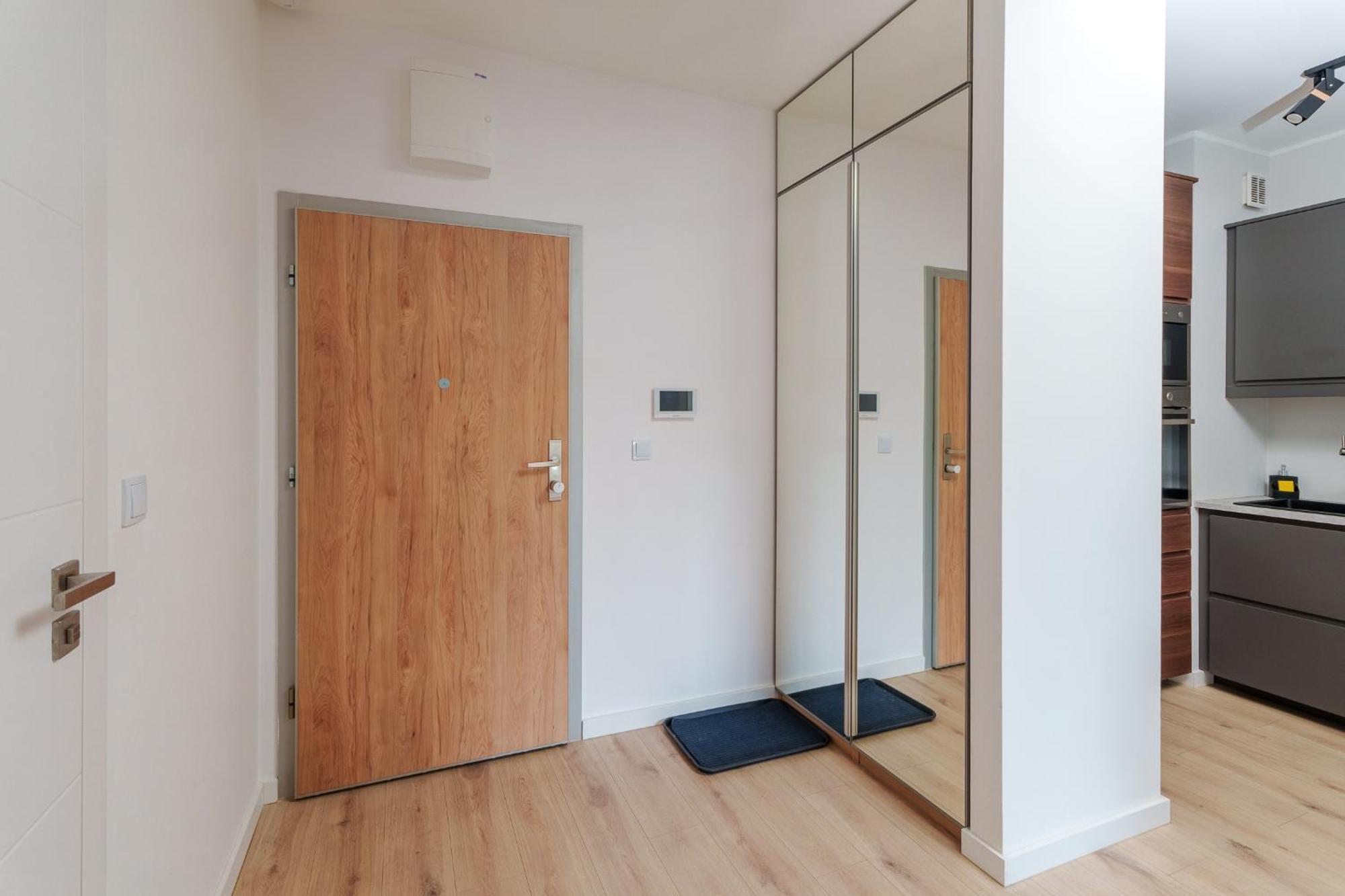Piekny Bobrowiecka Z Balkonem Apartamento Varsóvia