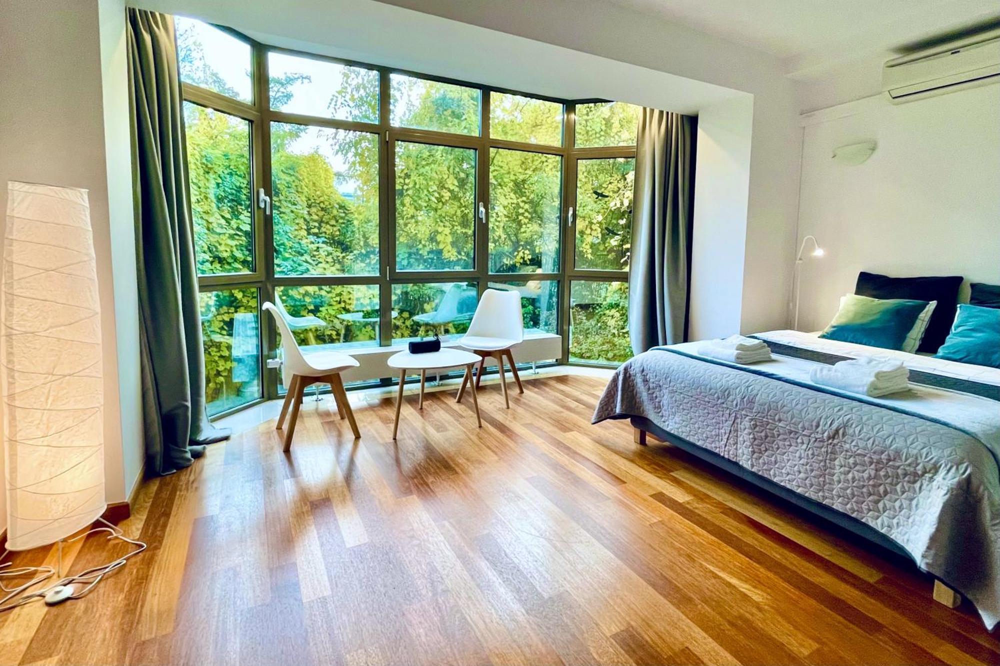 Beautiful In Mokotow Near Krolikarnia Park Apartament