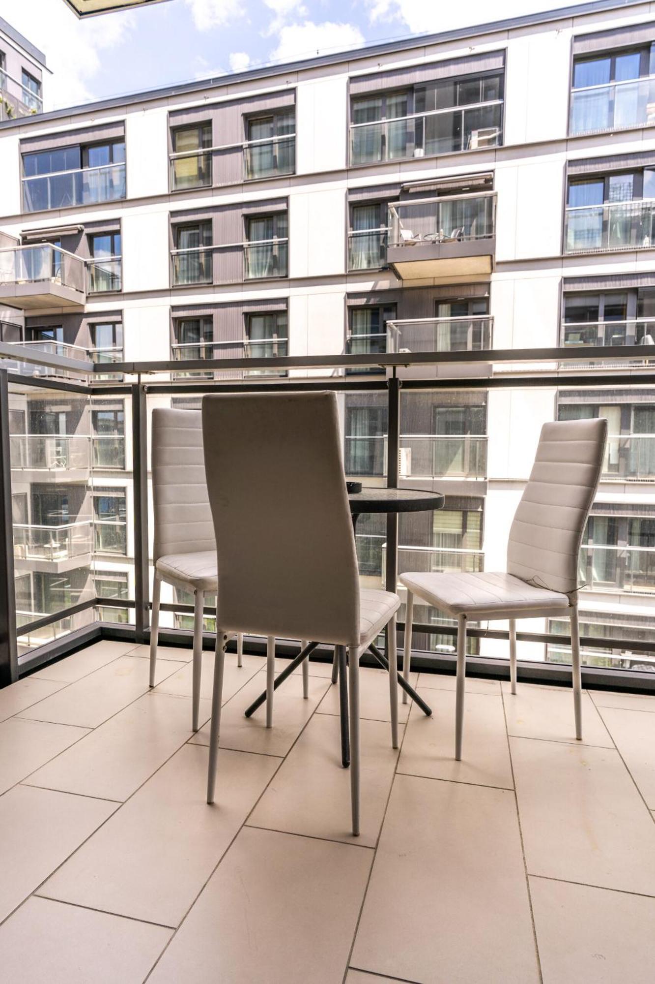 Vipwarsawapartments Diamond Mennica *