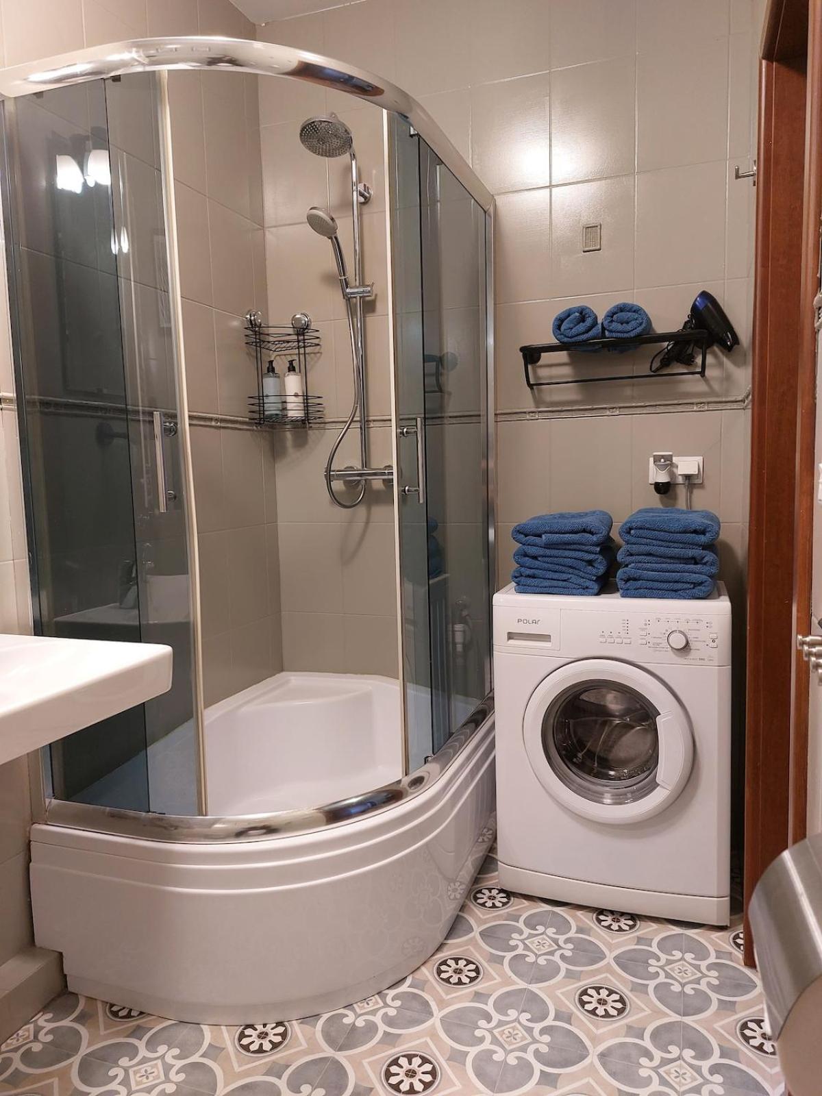 4 Rooms, Wifi 1gb, Park, Parking * Warsaw