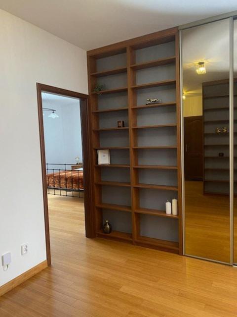 Apartment 4 Rooms, Wifi 1gb, Park, Parking