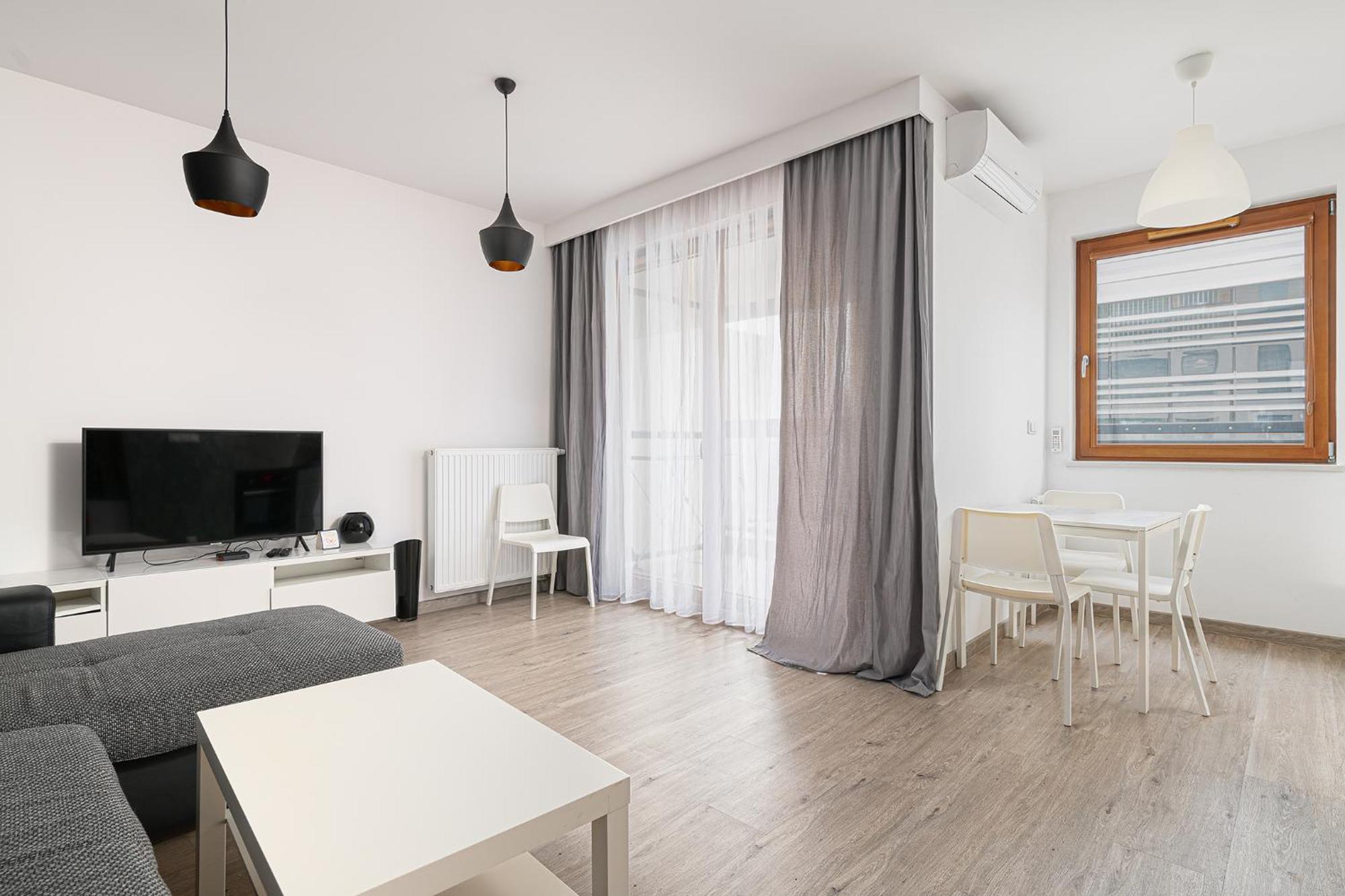 Rentplanet - Przy Muzeum Powstania Warszawskiego Warsaw