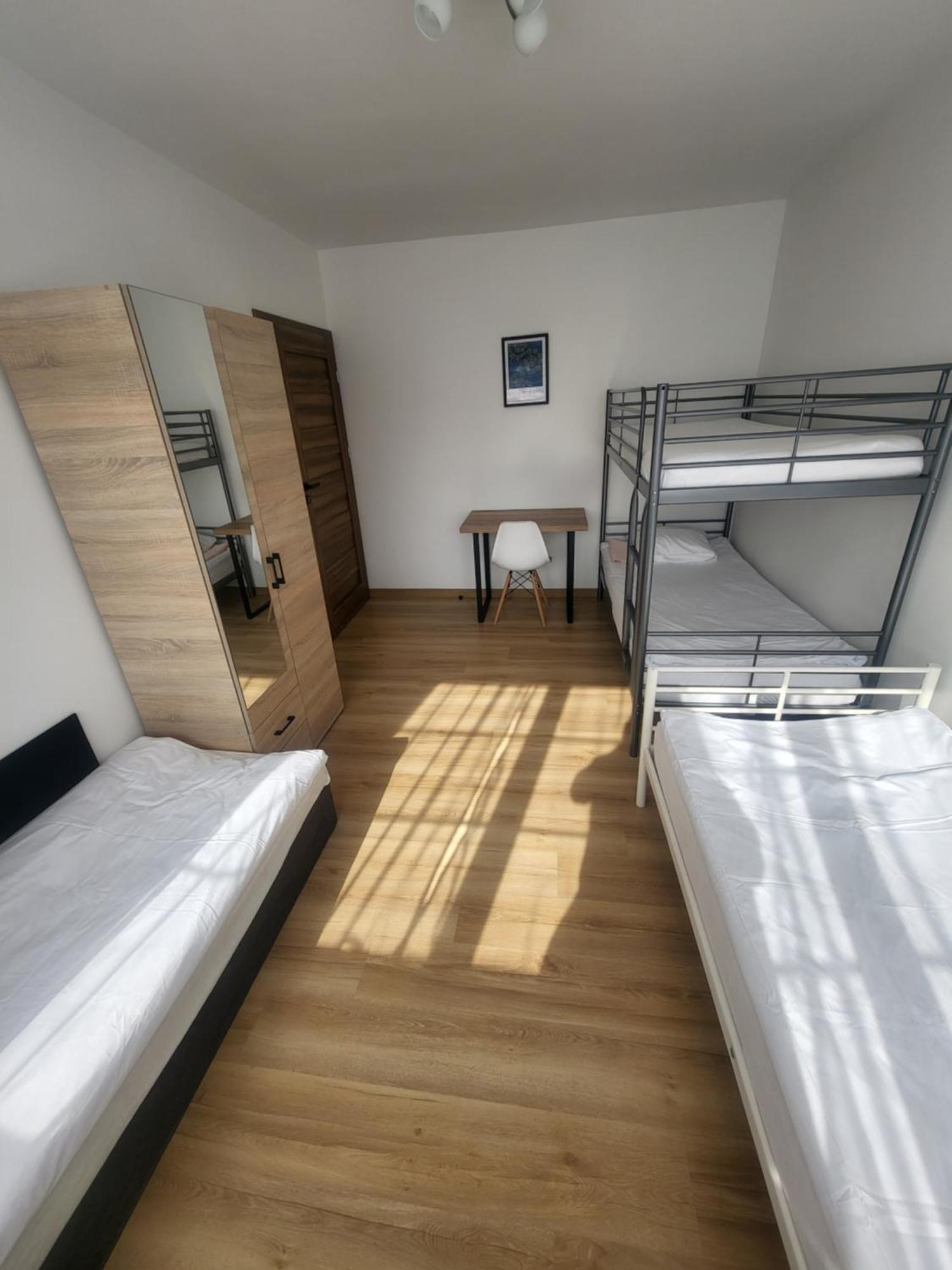 Rooms4rest Popularna - Private For Tourists - Atr Consulting Sp, Z O,o, *