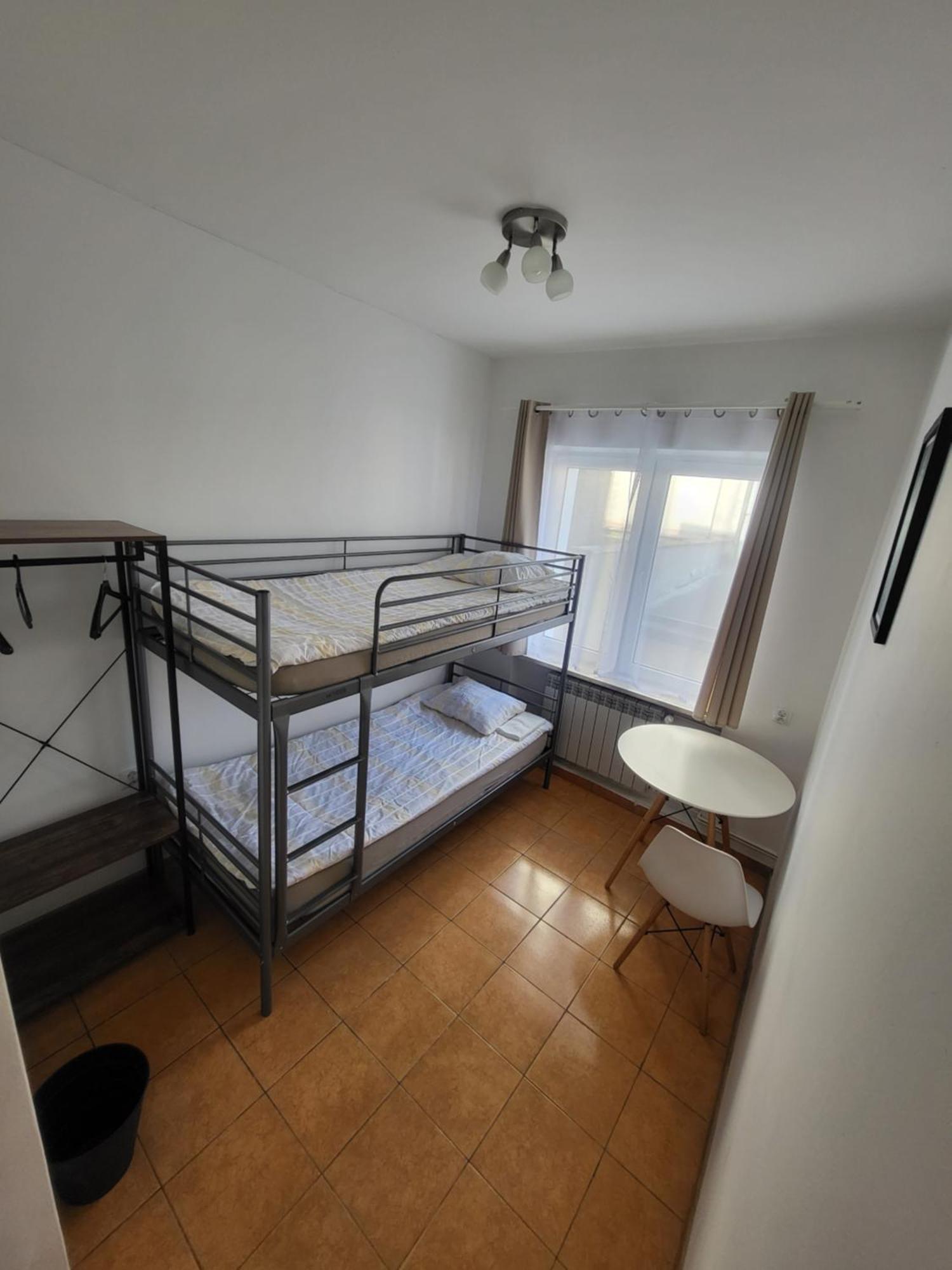 Rooms4rest Popularna - Private For Tourists - Atr Consulting Sp, Z O,o, Bed & Breakfast Warsaw