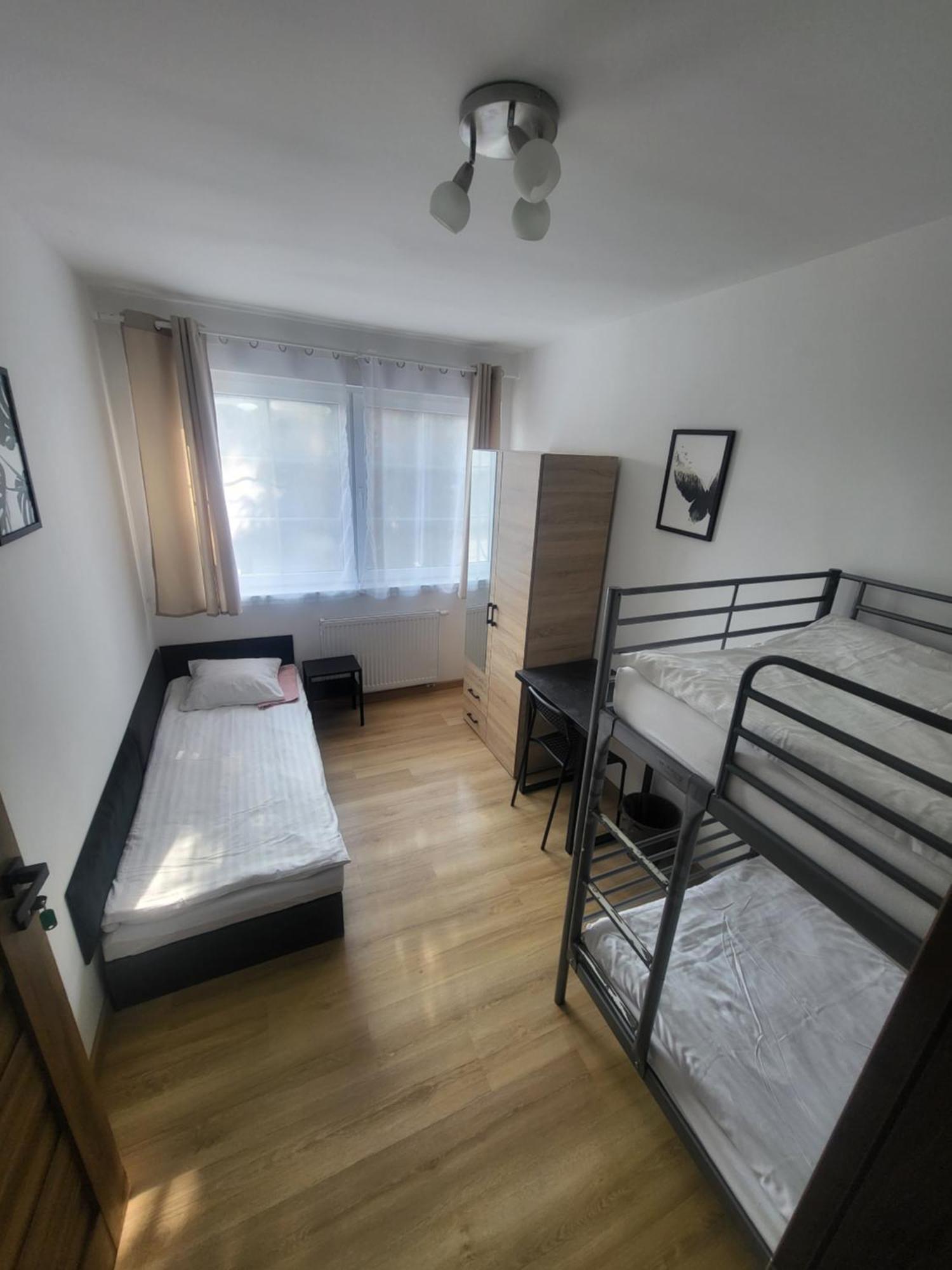 Rooms4rest Popularna - Private For Tourists - Atr Consulting Sp, Z O,o, * Warsaw