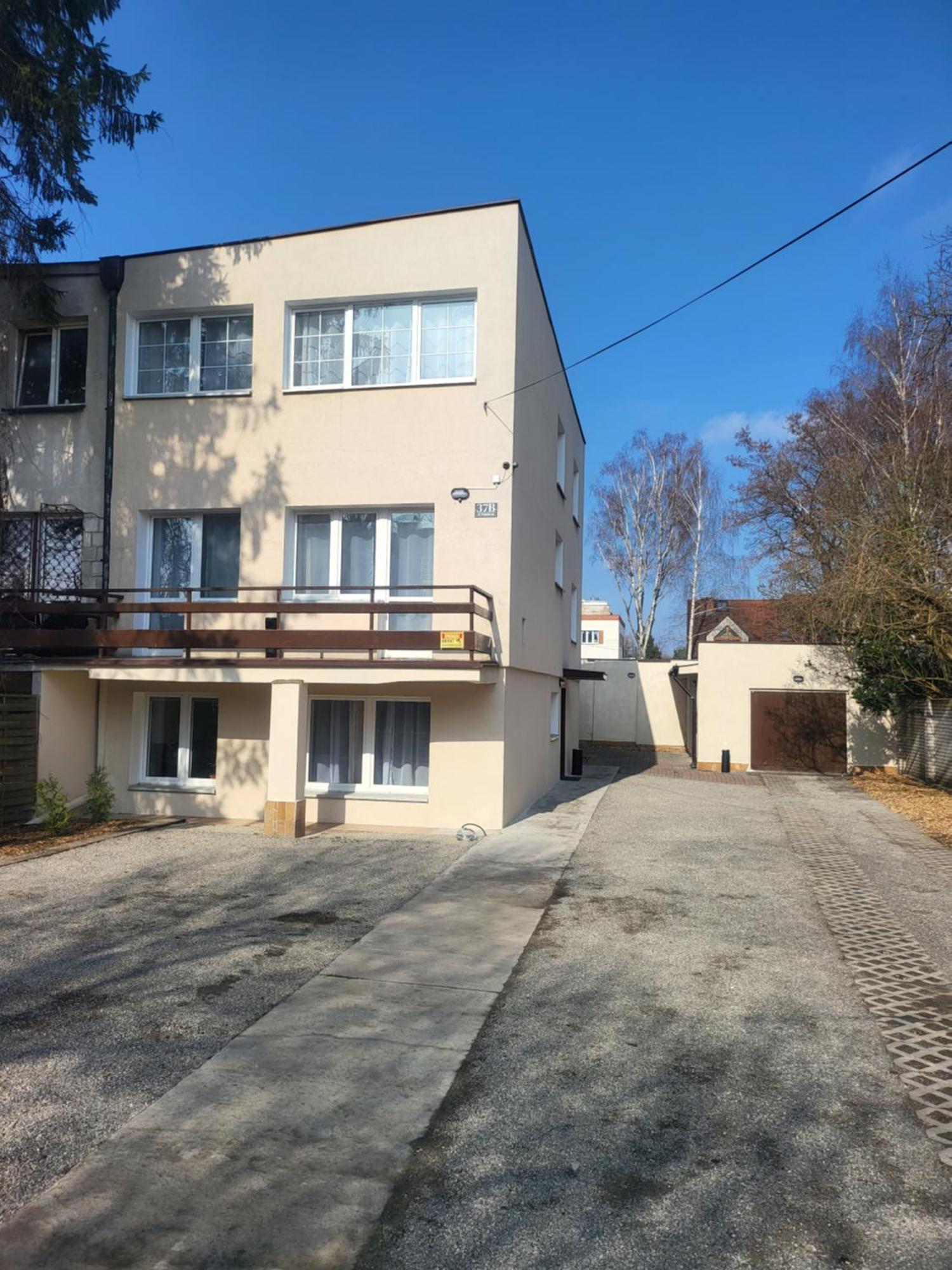Rooms4rest Popularna - Private For Tourists - Atr Consulting Sp, Z O,o, Bed & Breakfast Warsaw