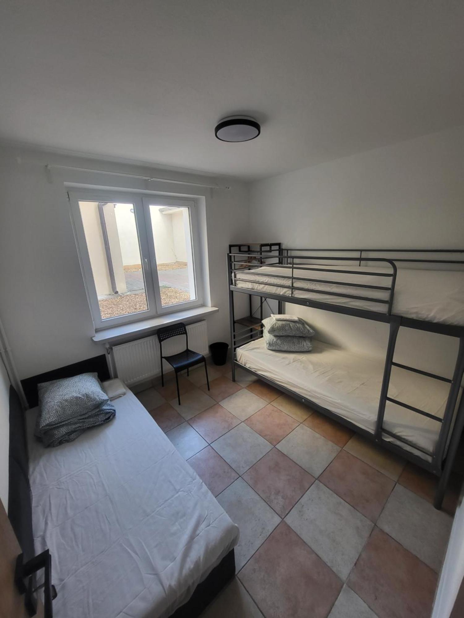 Rooms4rest Popularna - Private For Tourists - Atr Consulting Sp, Z O,o, Bed & Breakfast *