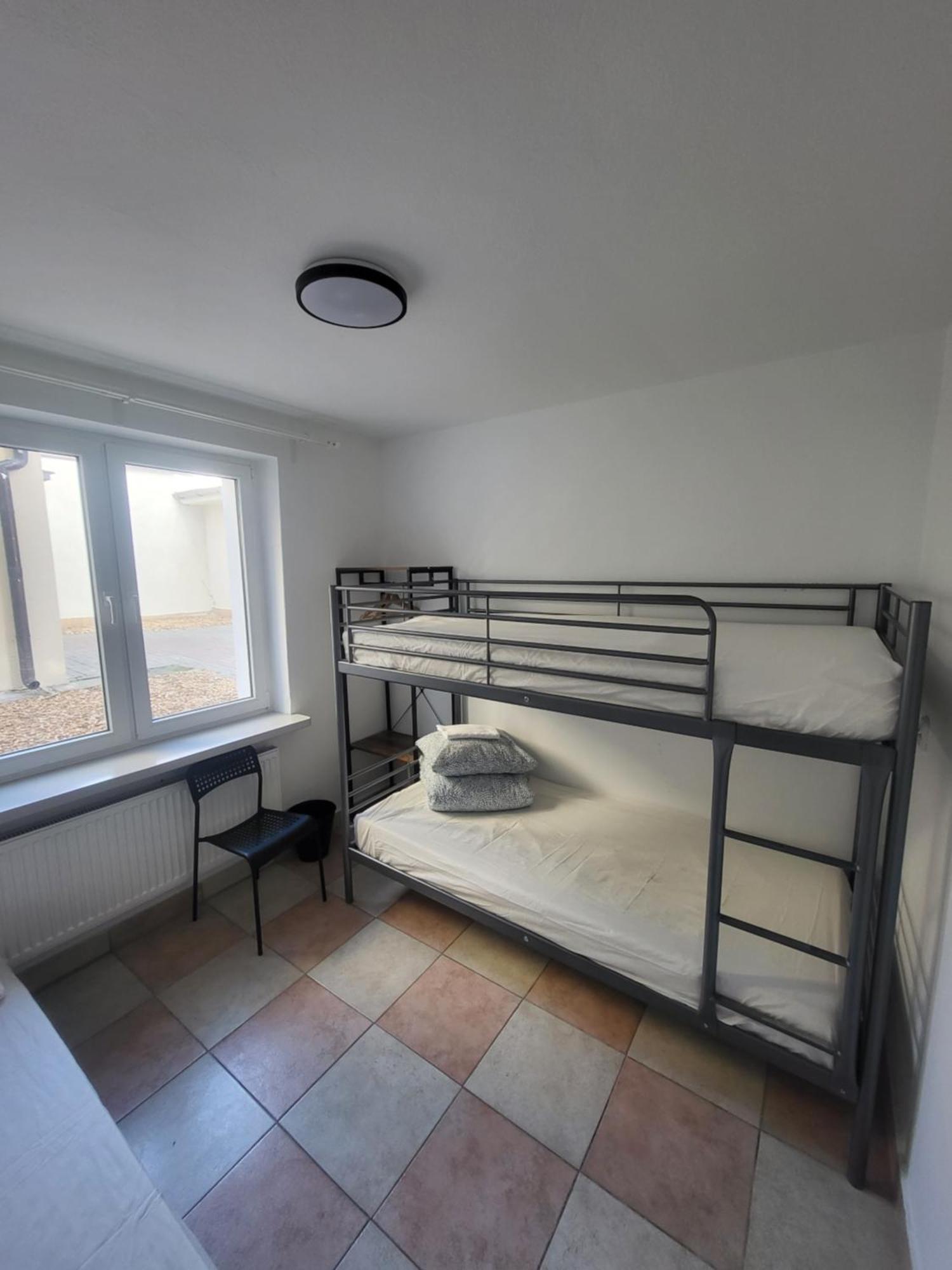 Bed & Breakfast Rooms4rest Popularna - Private For Tourists - Atr Consulting Sp, Z O,o, Warsaw