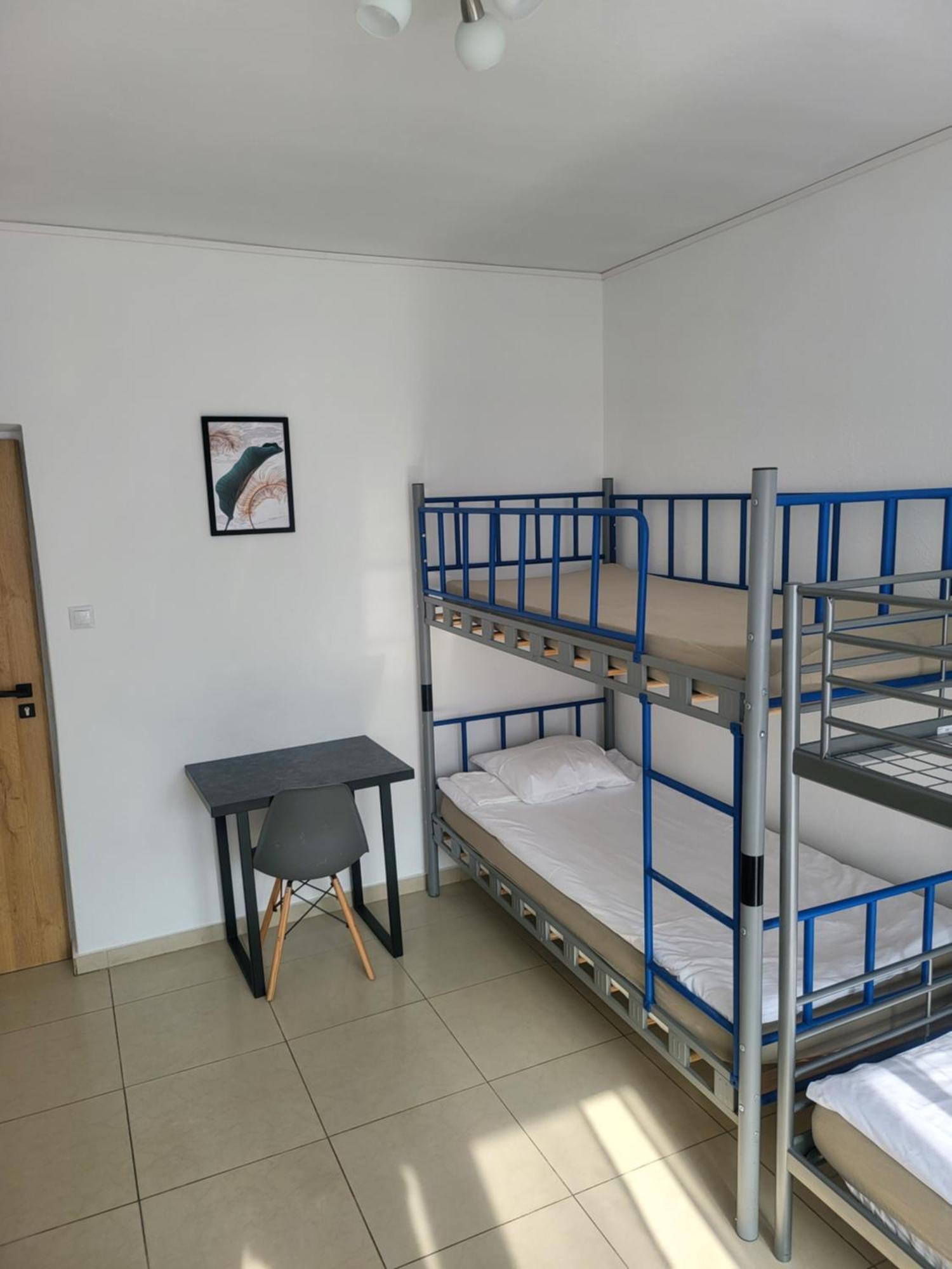 Bed & Breakfast Rooms4rest Popularna - Private For Tourists - Atr Consulting Sp, Z O,o, *