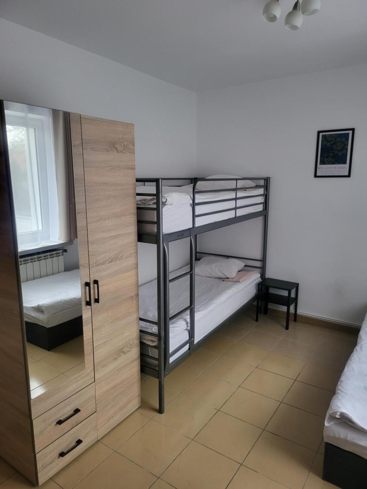 Rooms4rest Popularna - Private For Tourists - Atr Consulting Sp, Z O,o, Warsaw