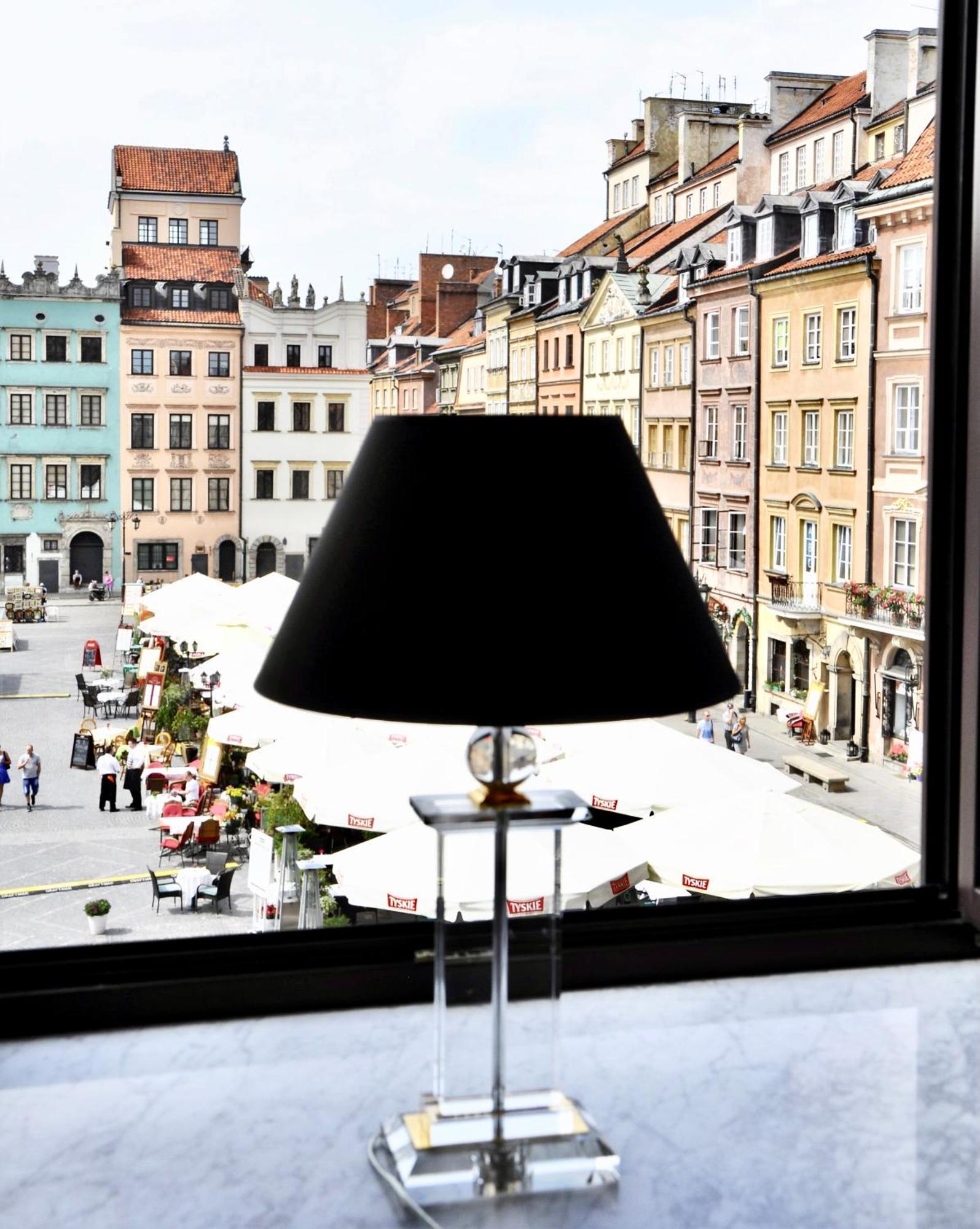 Luxury Mondrian Market Square Iii *