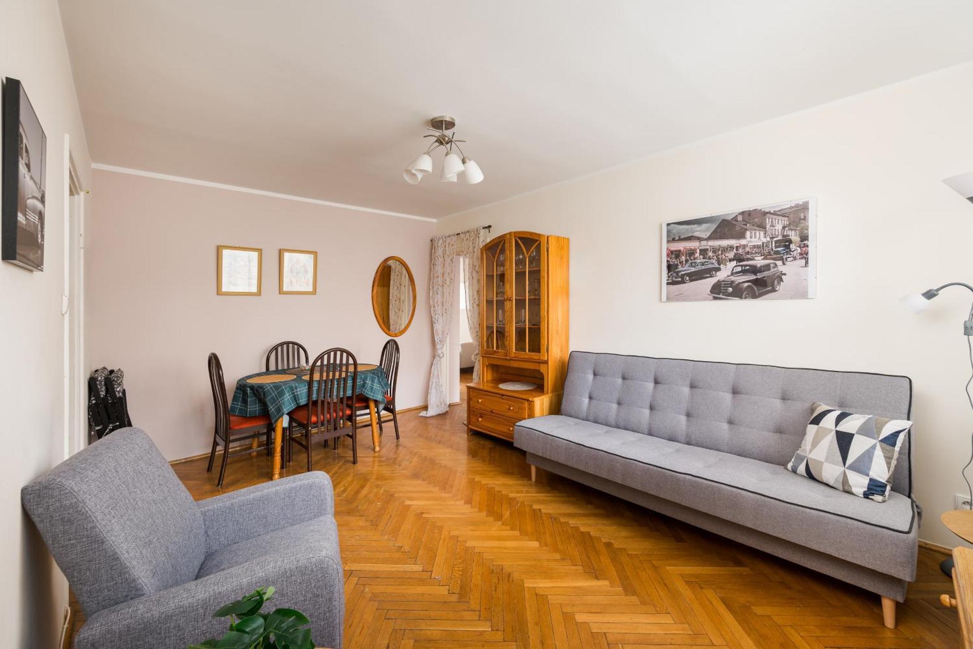Apartment Saska Kepa Charming
